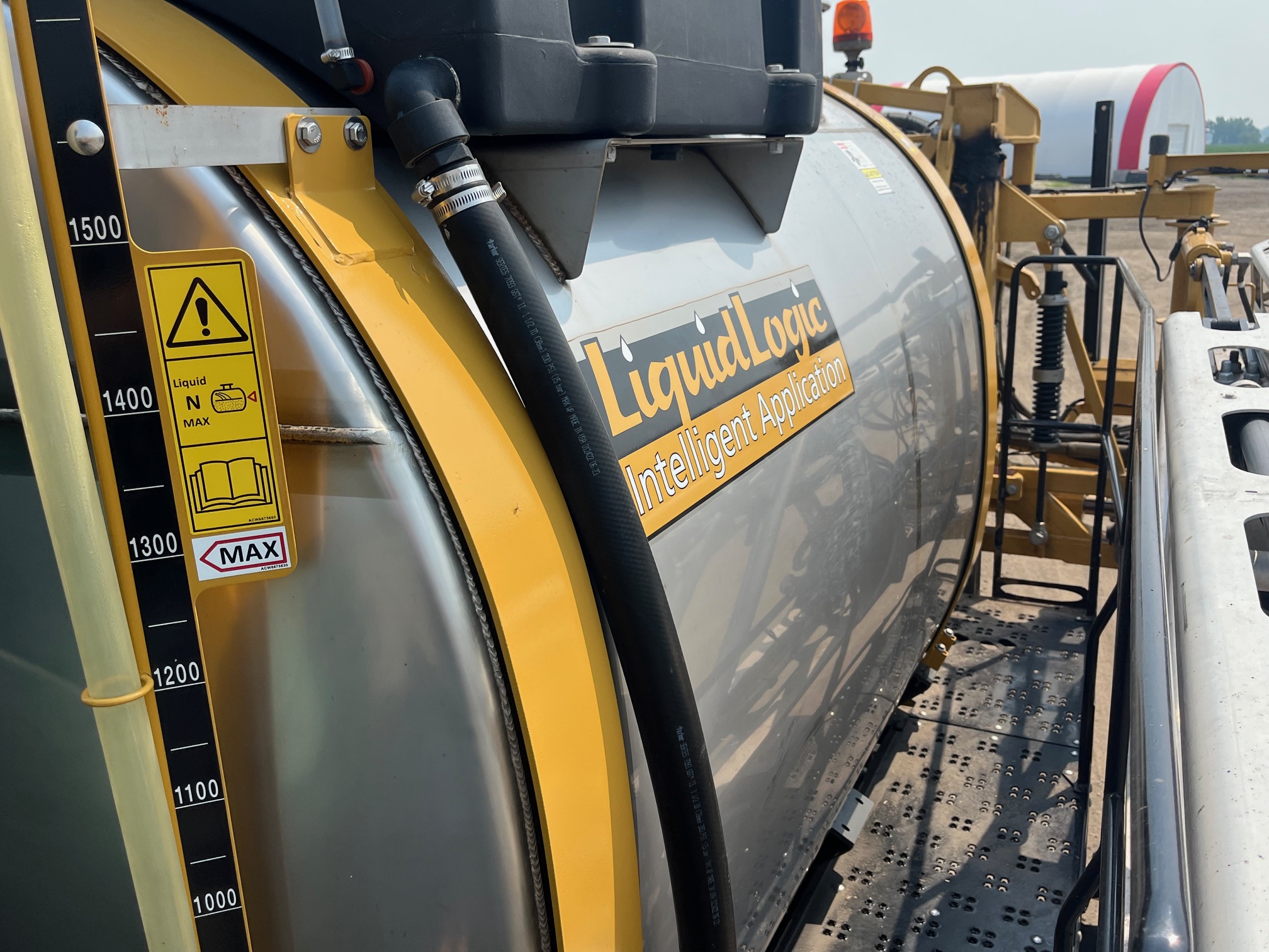 2022 RoGator RG1300C Sprayer/High Clearance