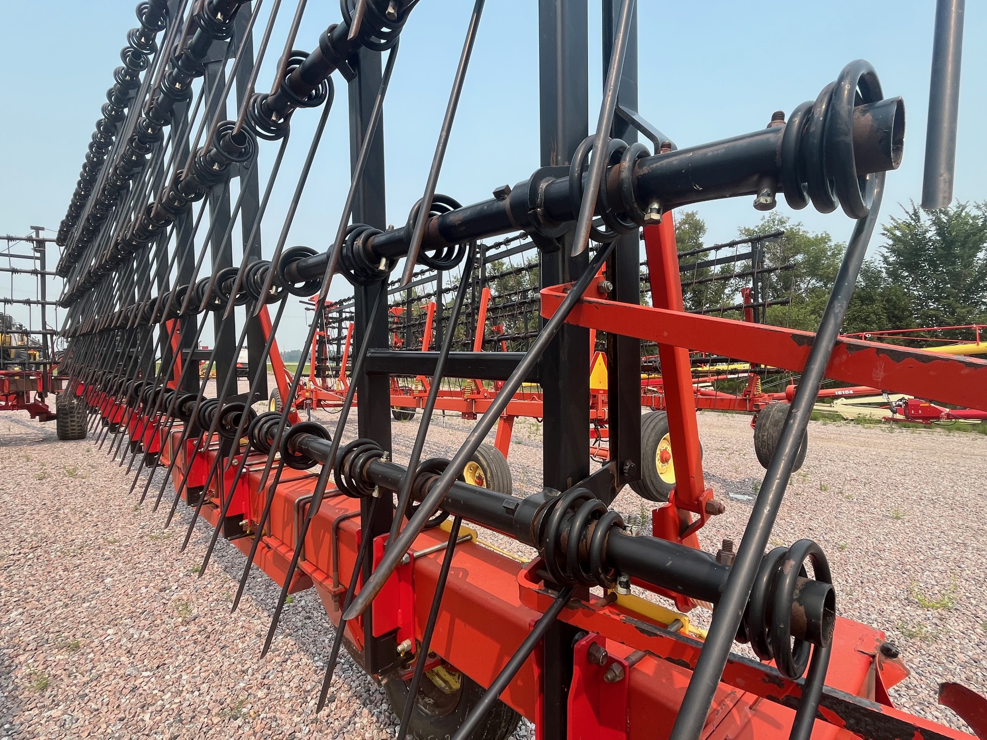 2004 Bourgault 7200 Harrow Heavy