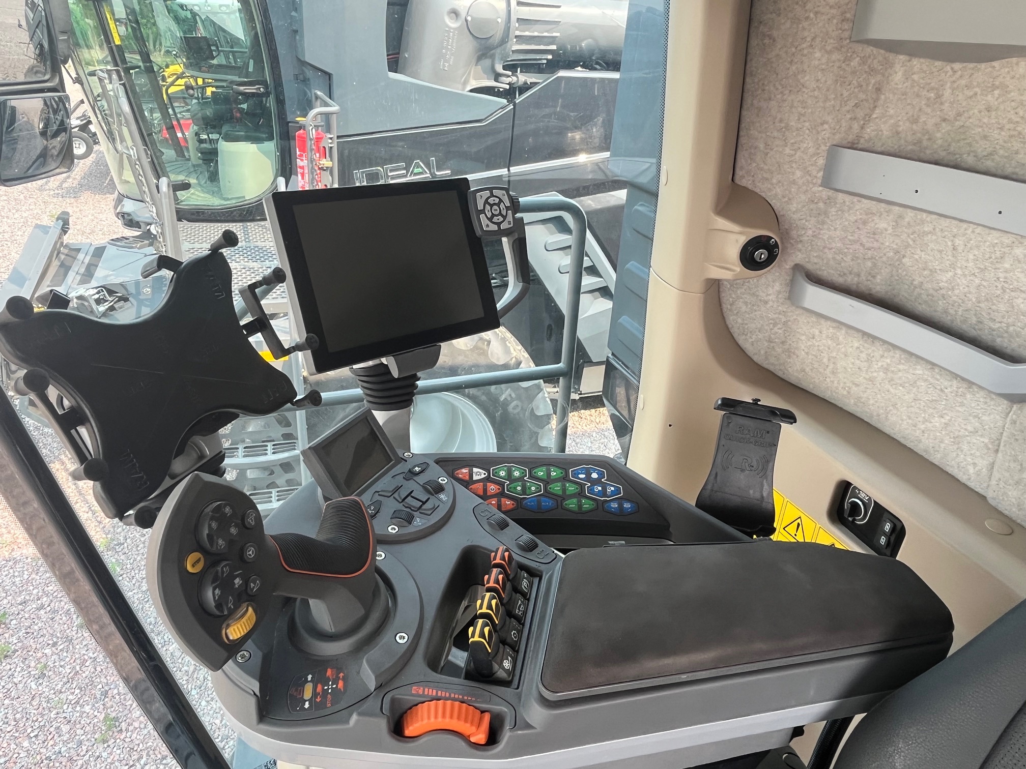 2023 Fendt FTC9T Combine