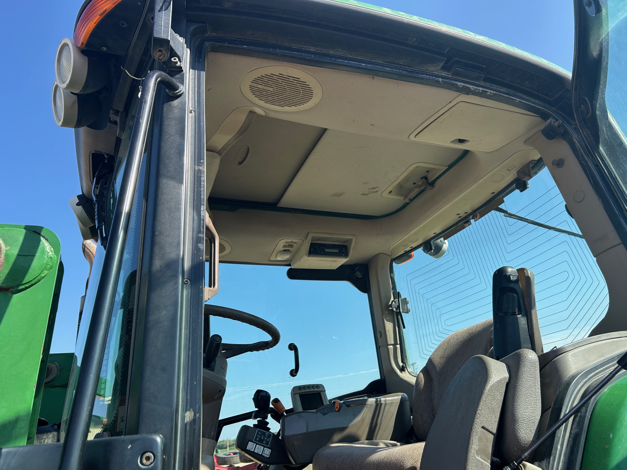 2012 John Deere 7230 Prem Tractor