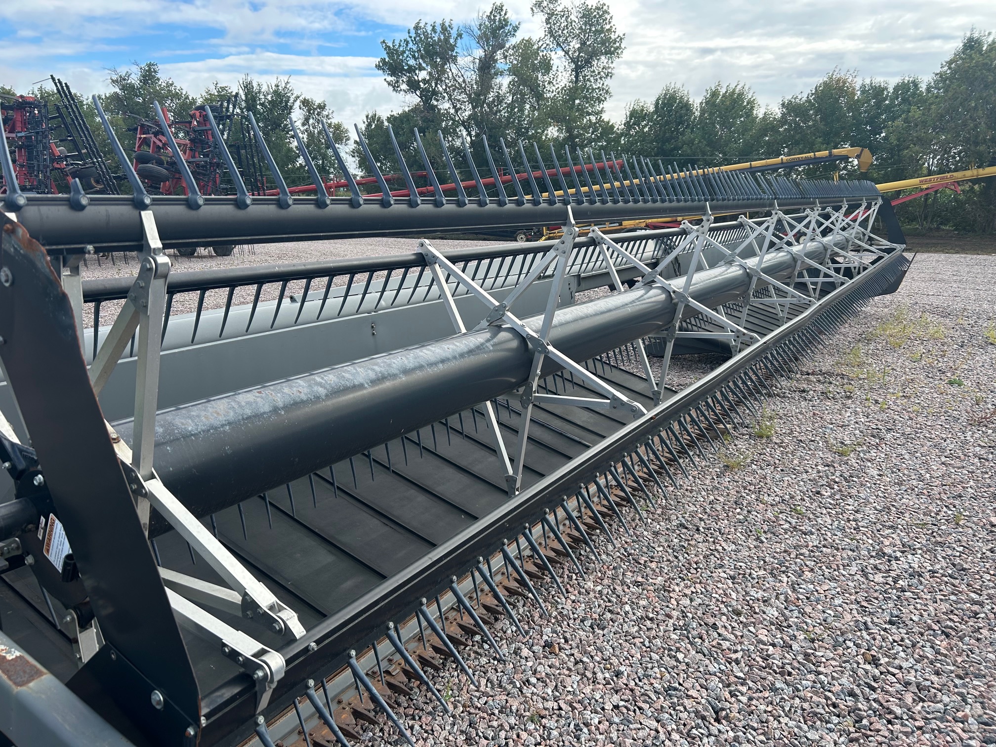 2011 Massey Ferguson 5200-36 Header Flex