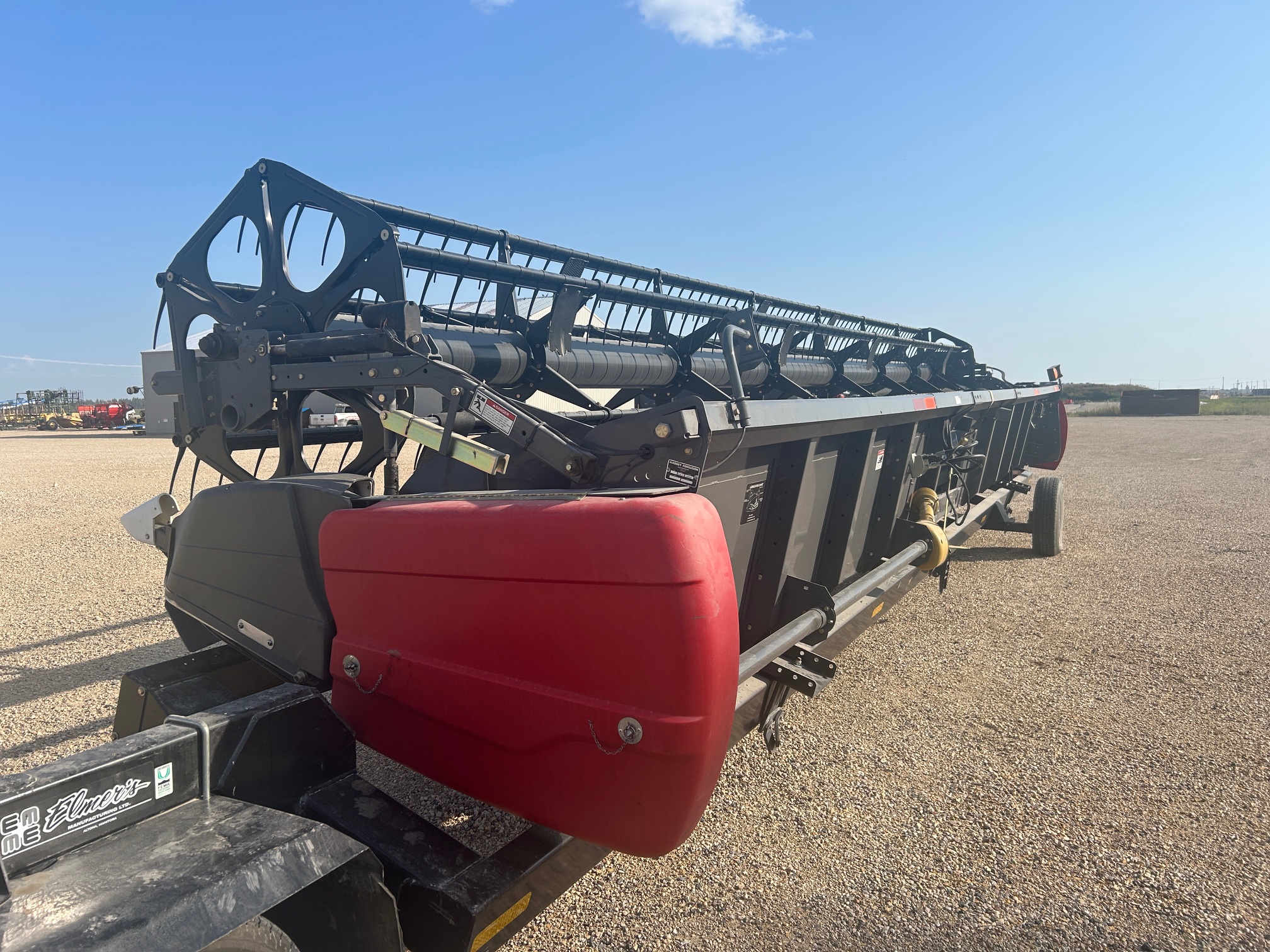 2009 Massey Ferguson 8200-35F Header Combine