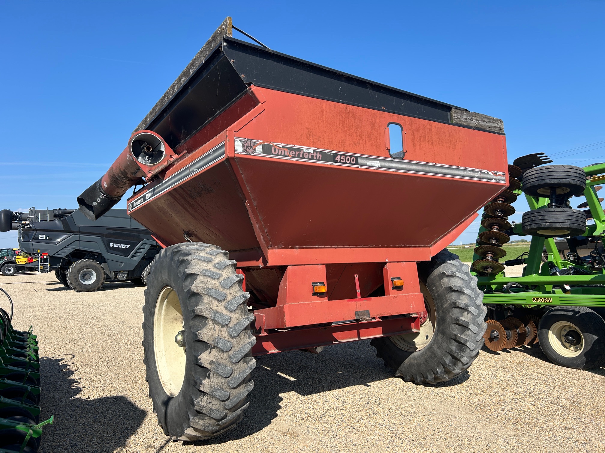 Unverferth 4500 Grain Cart