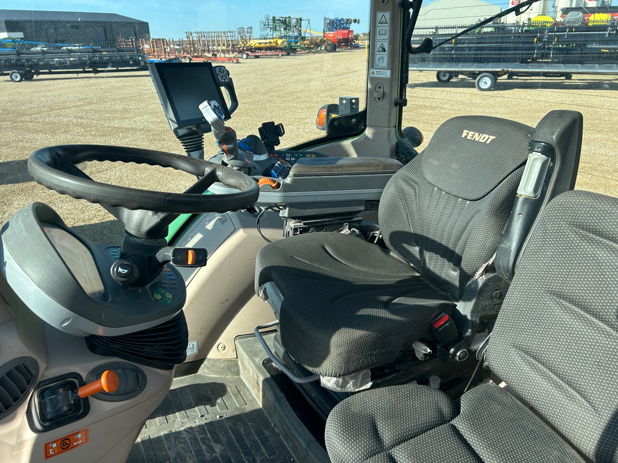 2019 Fendt 724S4 Tractor