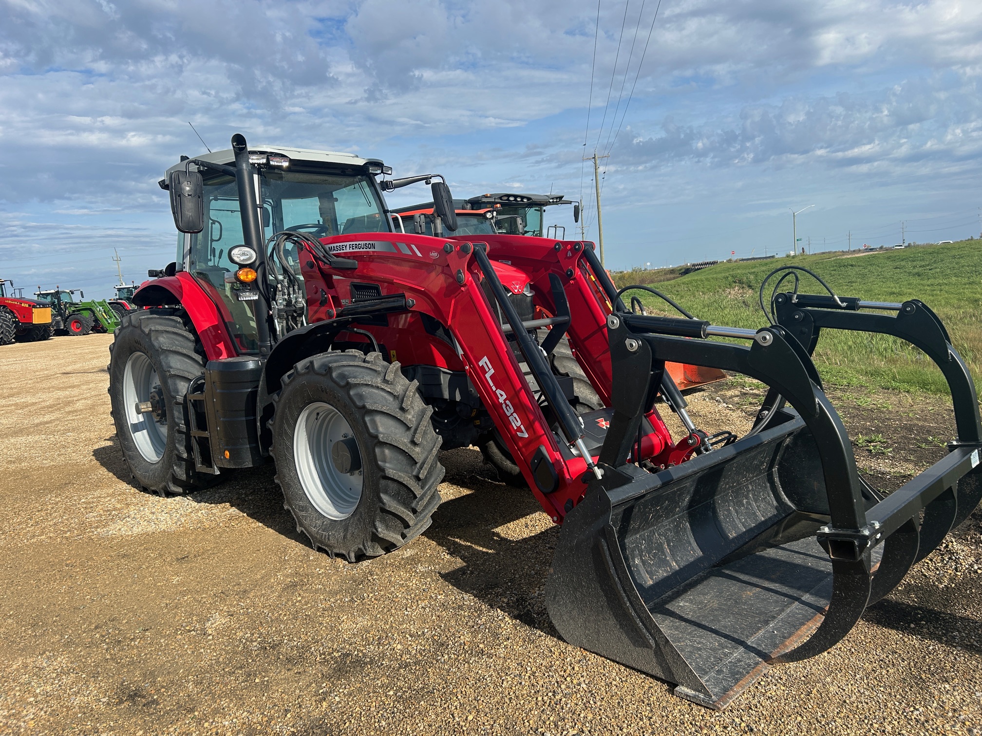 2024 Massey Ferguson 7S.155 Deluxe Tractor