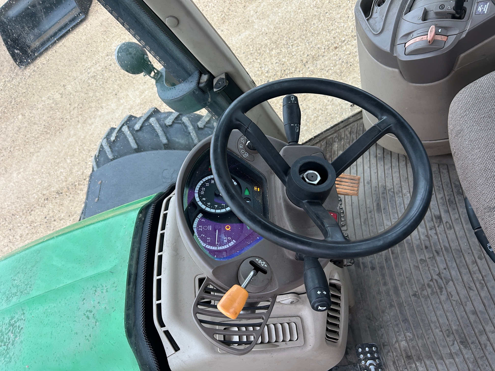 2009 John Deere 7430 Prem Tractor