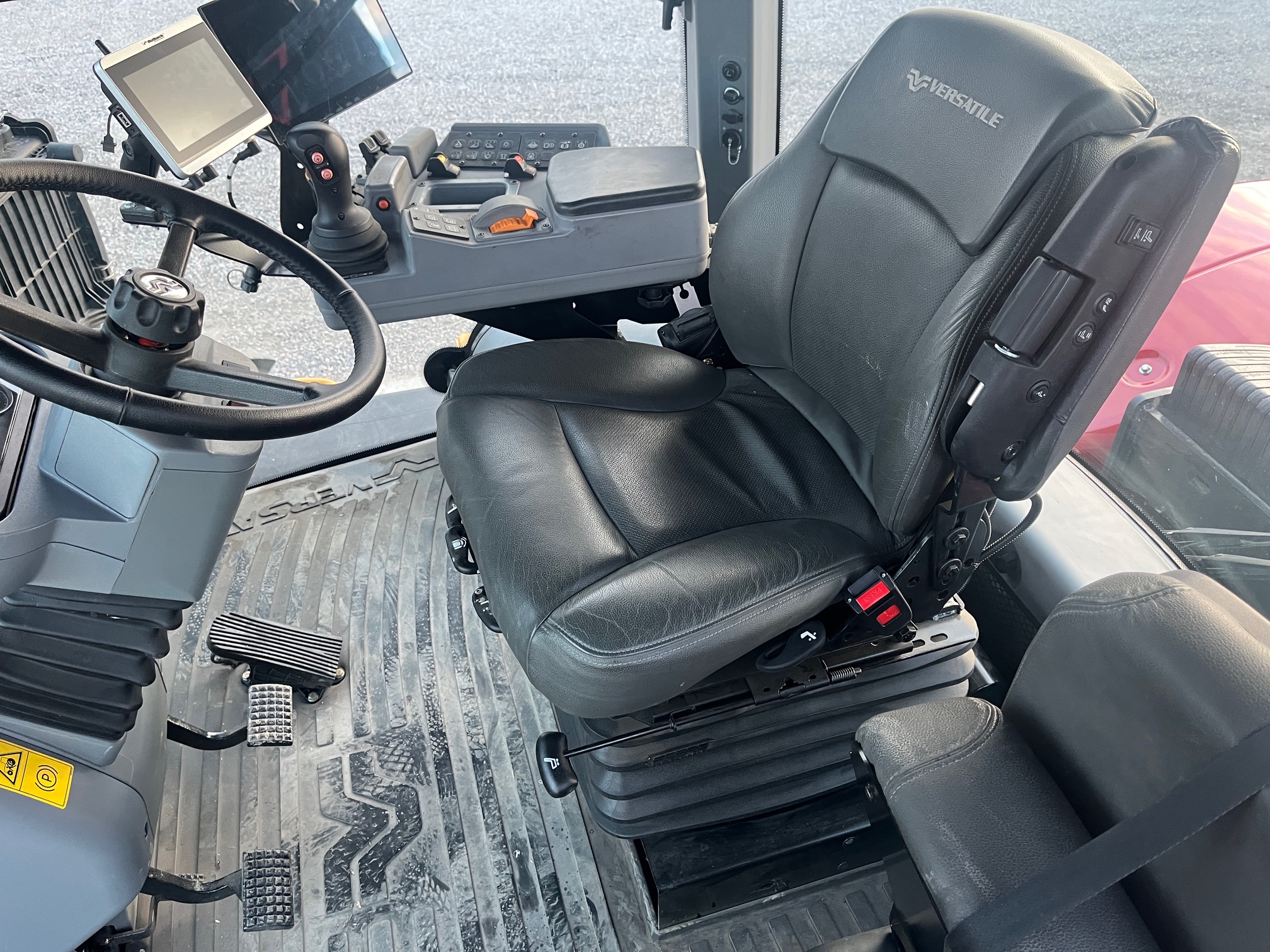 2024 Versatile 430 Tractor