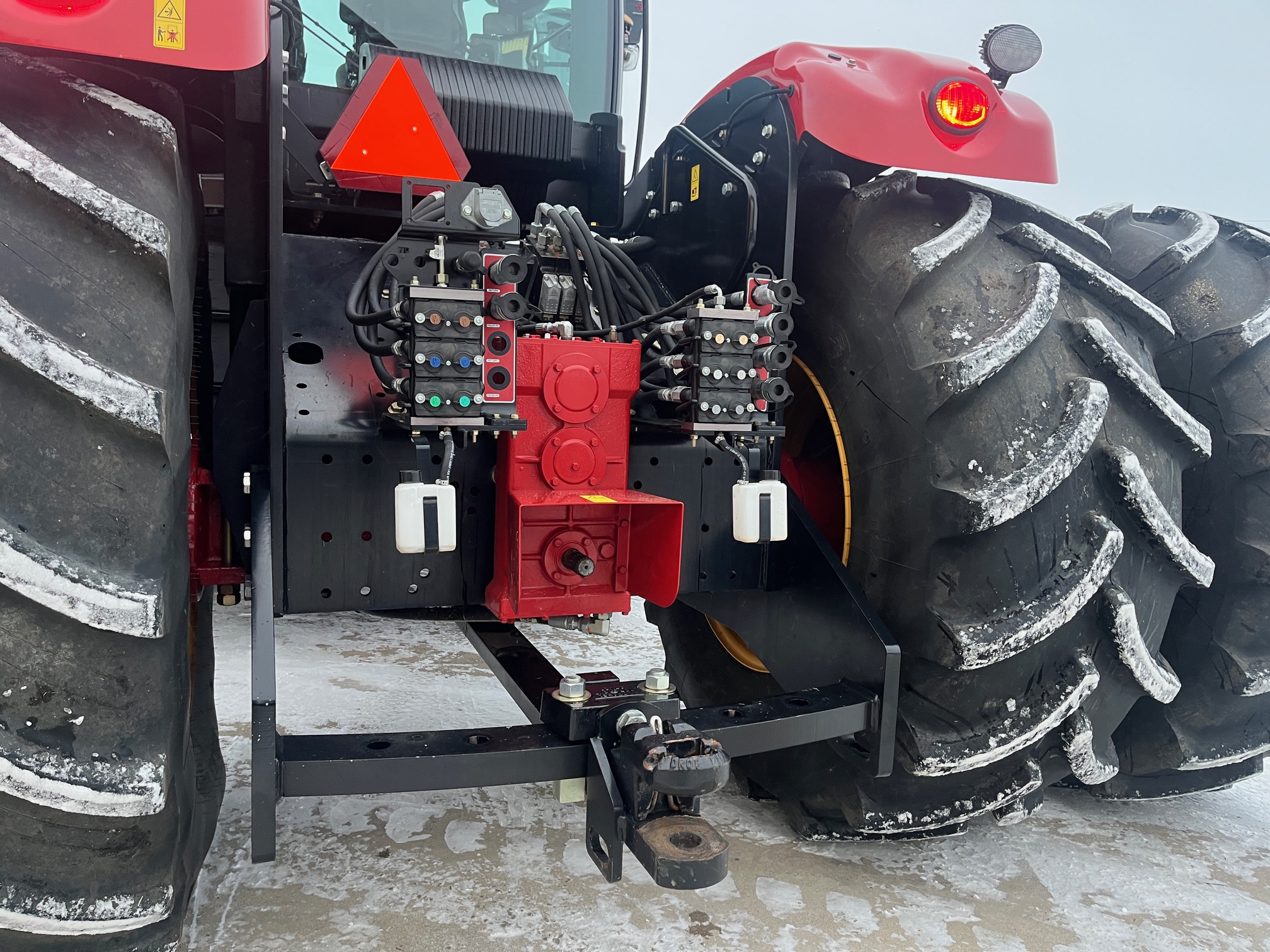 2023 Versatile 580 Tractor