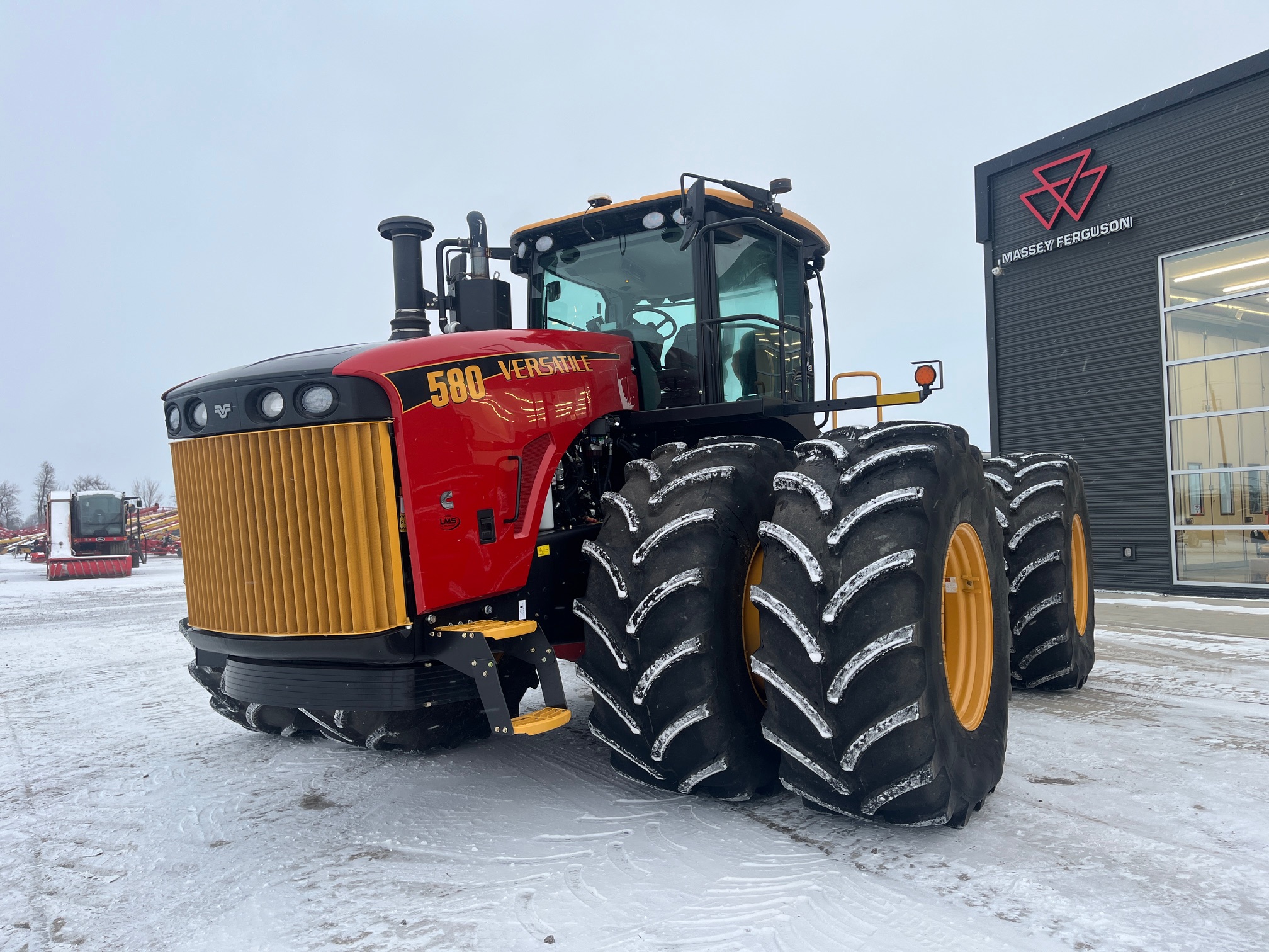 2023 Versatile 580 Tractor