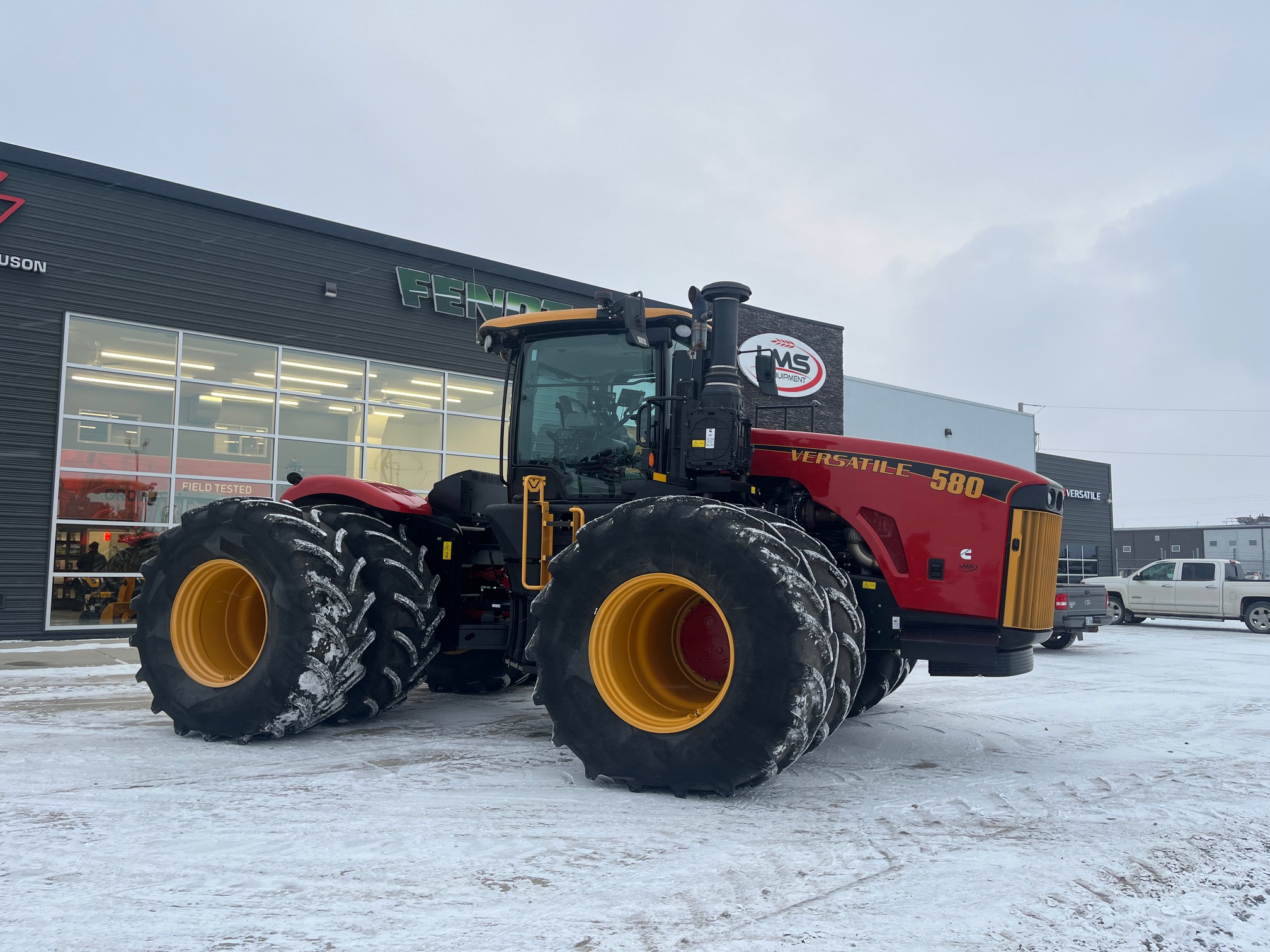 2023 Versatile 580 Tractor
