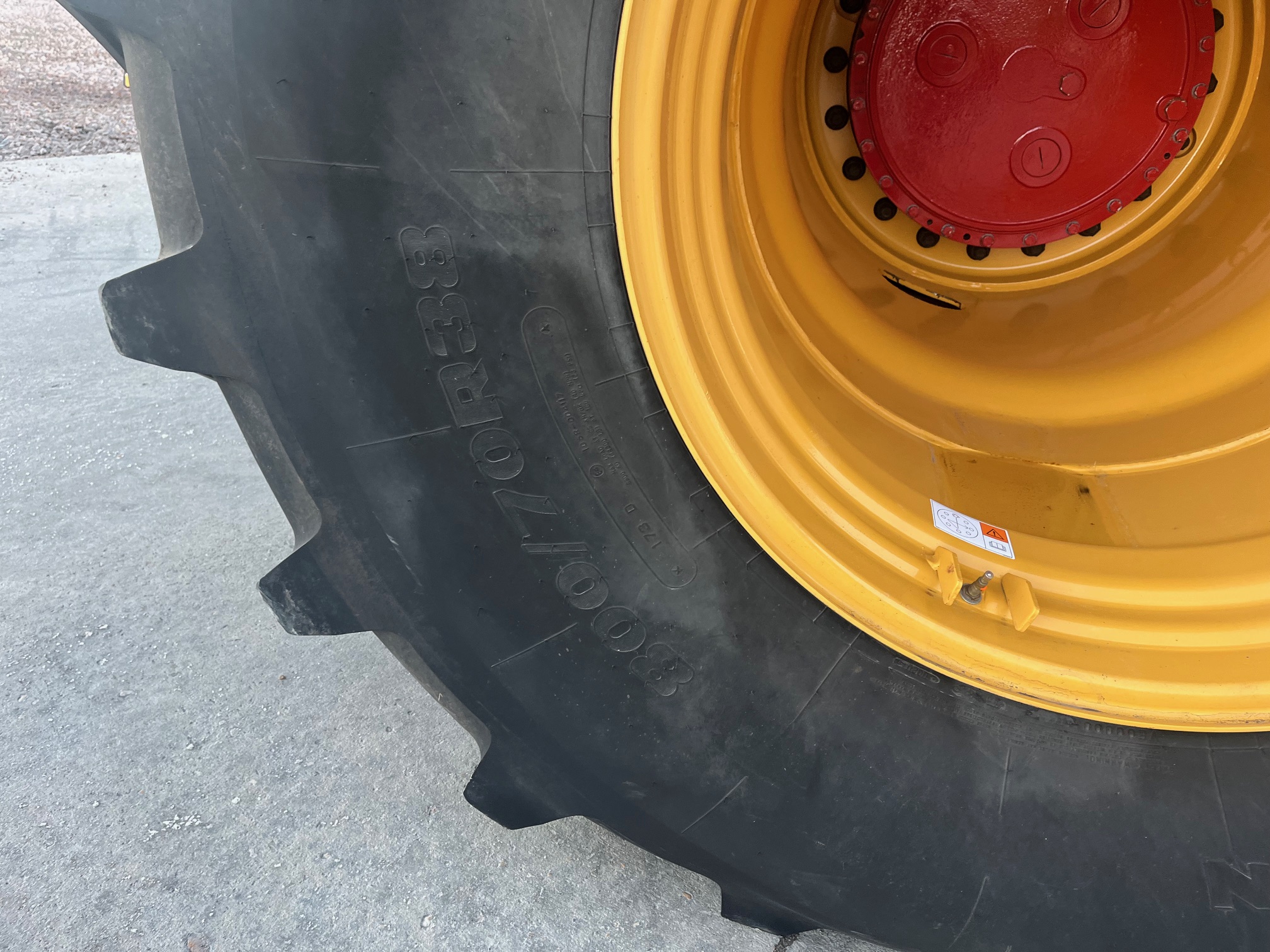 2023 Versatile 530 Tractor