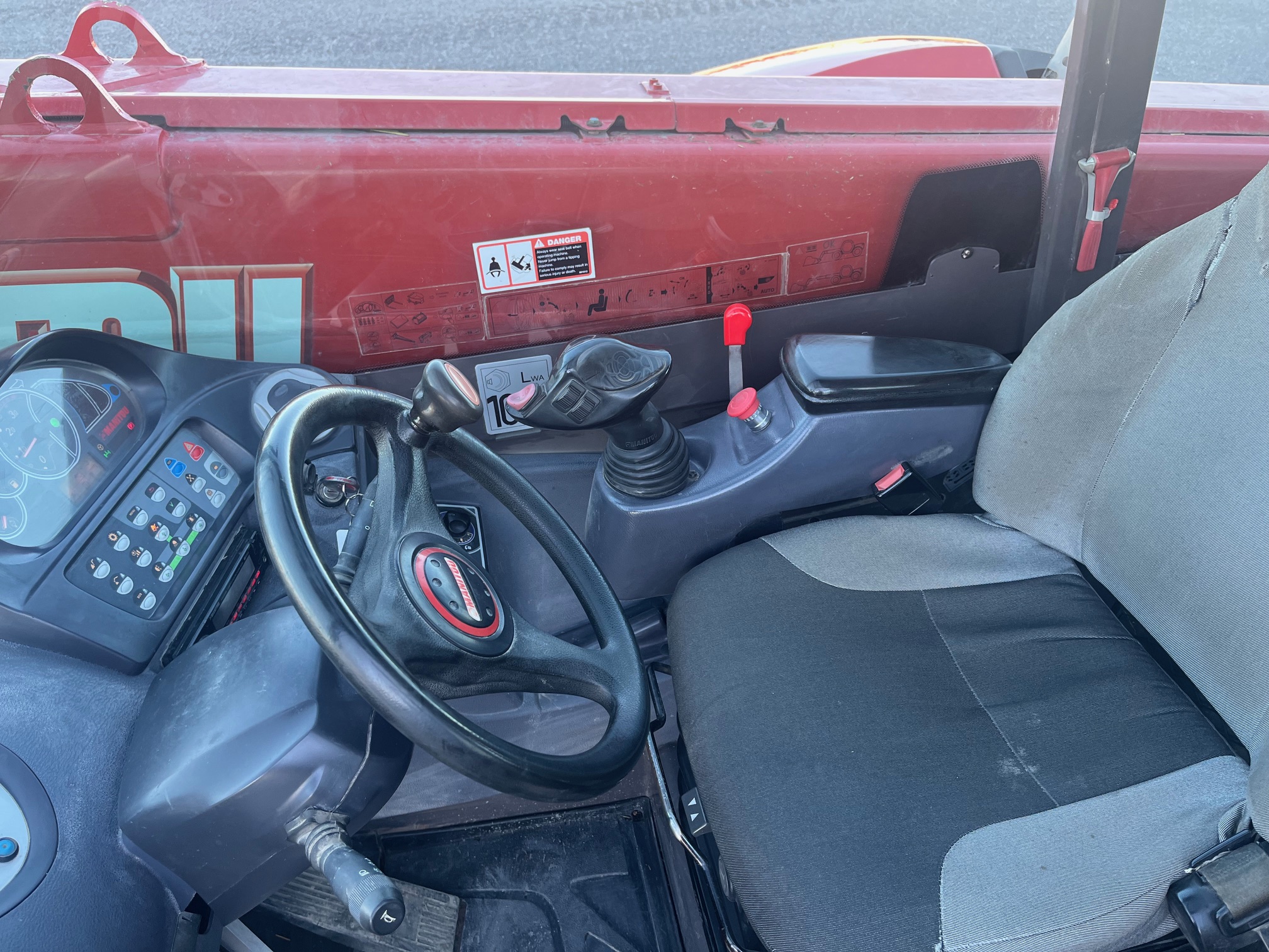 2014 Manitou MLT960 TeleHandler