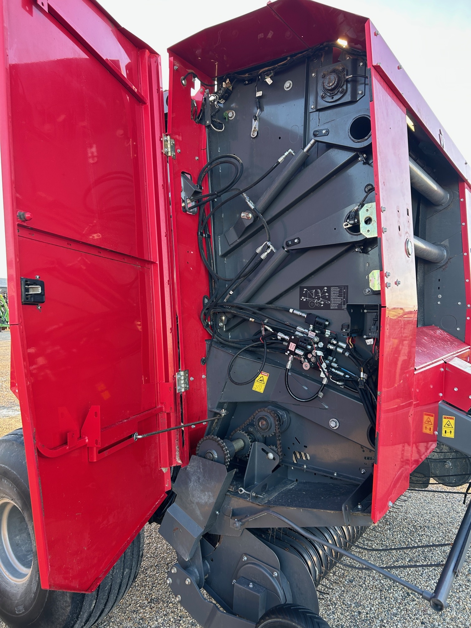 2018 Massey Ferguson 2956 Baler/Round