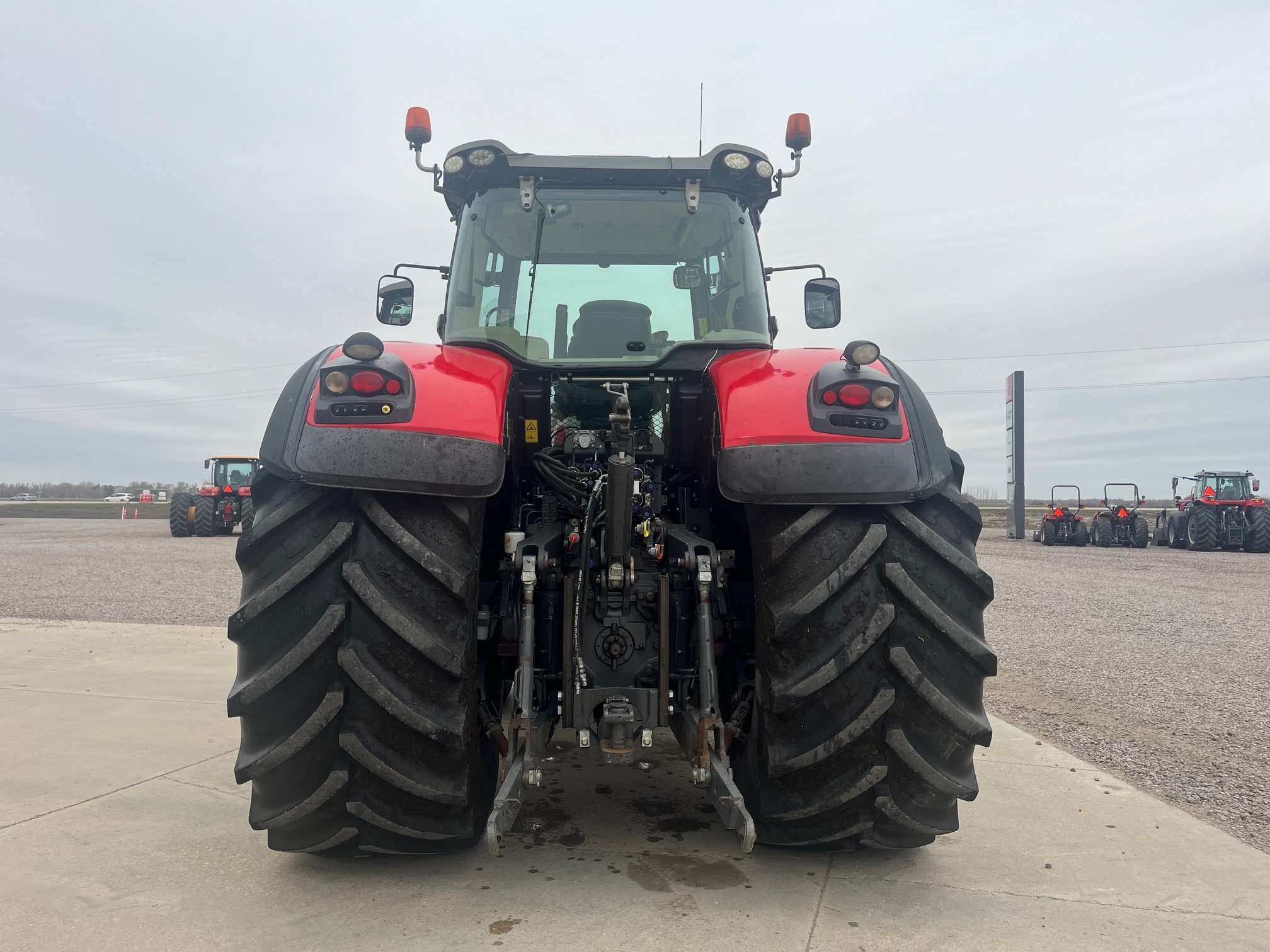 2016 Massey Ferguson 8737 Tractor