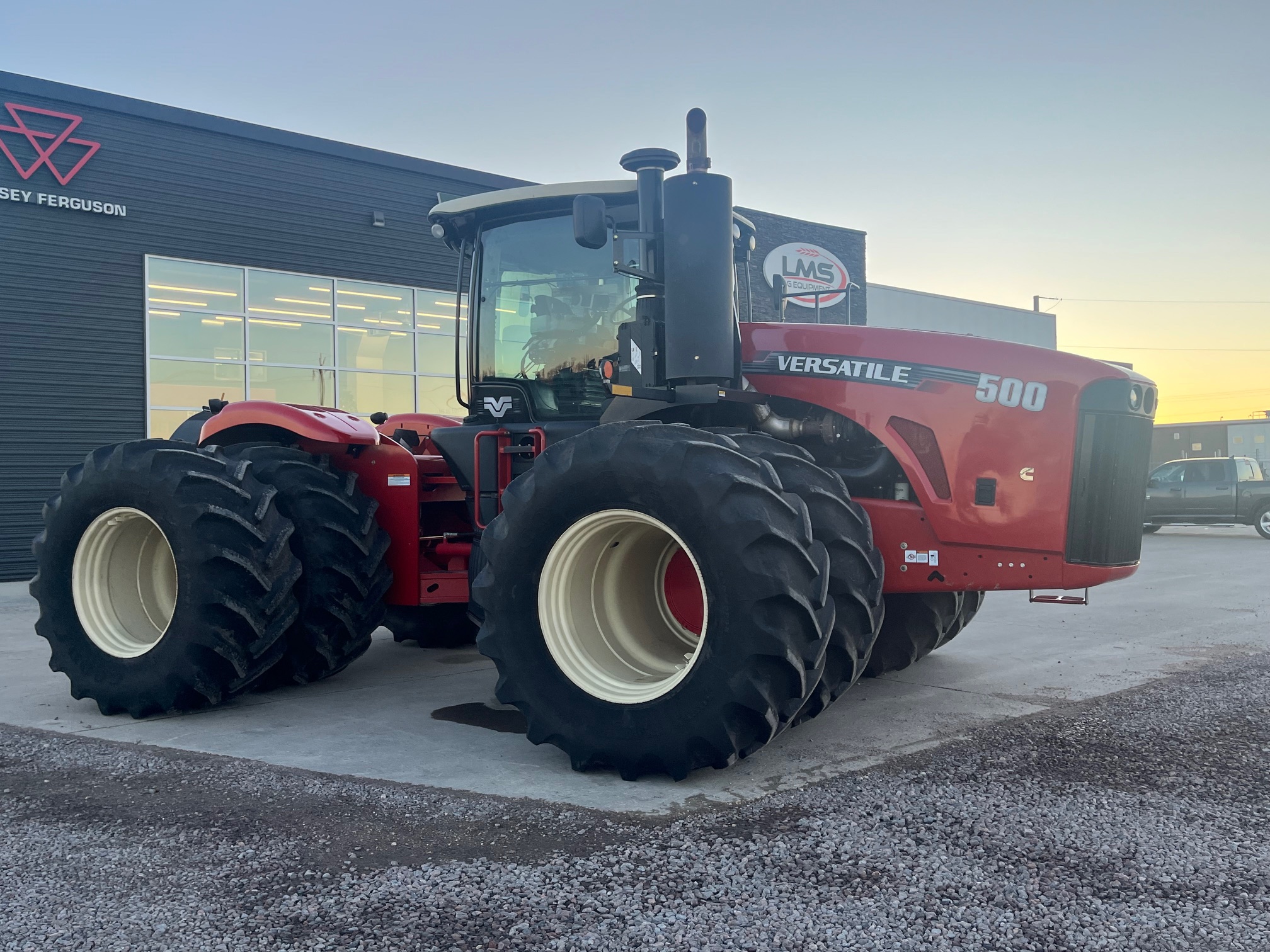 Versatile 500 Tractor