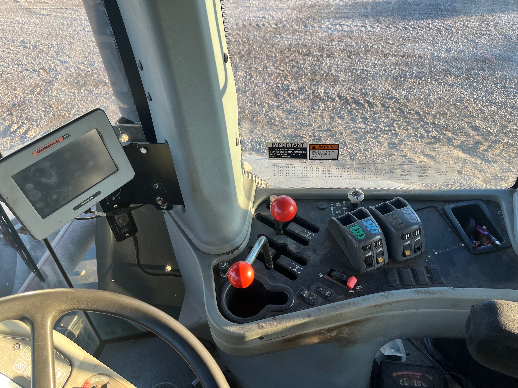 2009 Versatile 435 Tractor