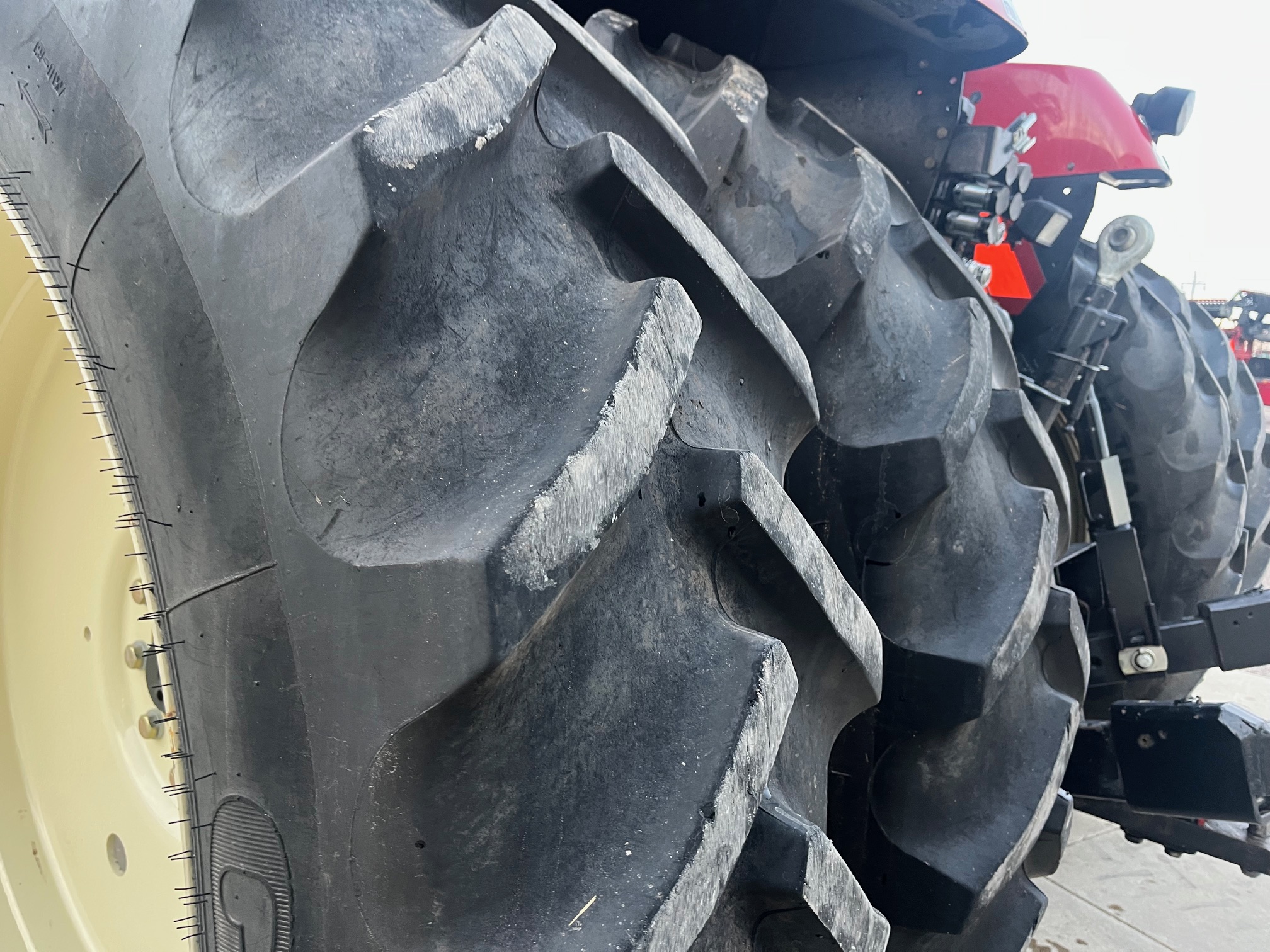 2016 Versatile 310 Tractor