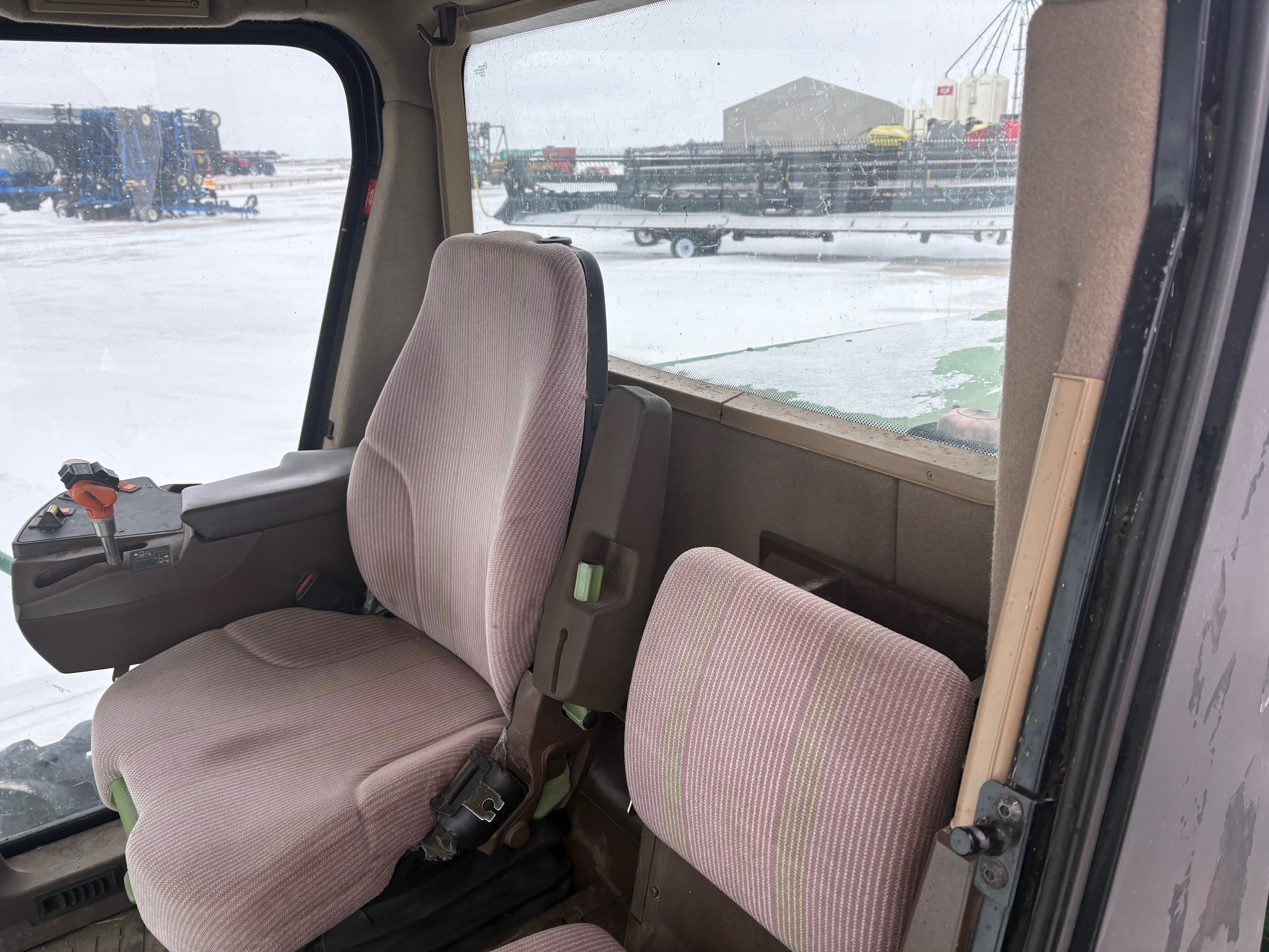 2005 John Deere 4995 Windrower