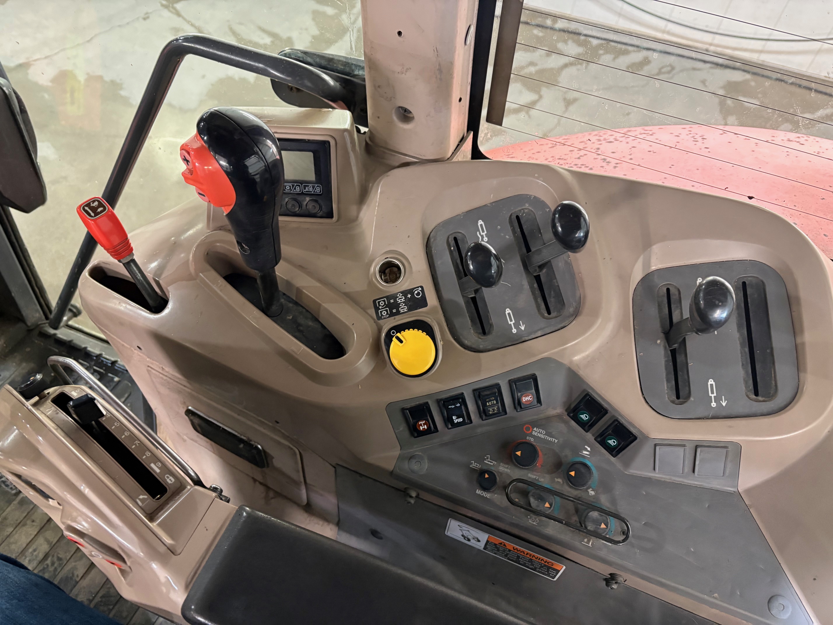 2008 Kubota M125 Tractor