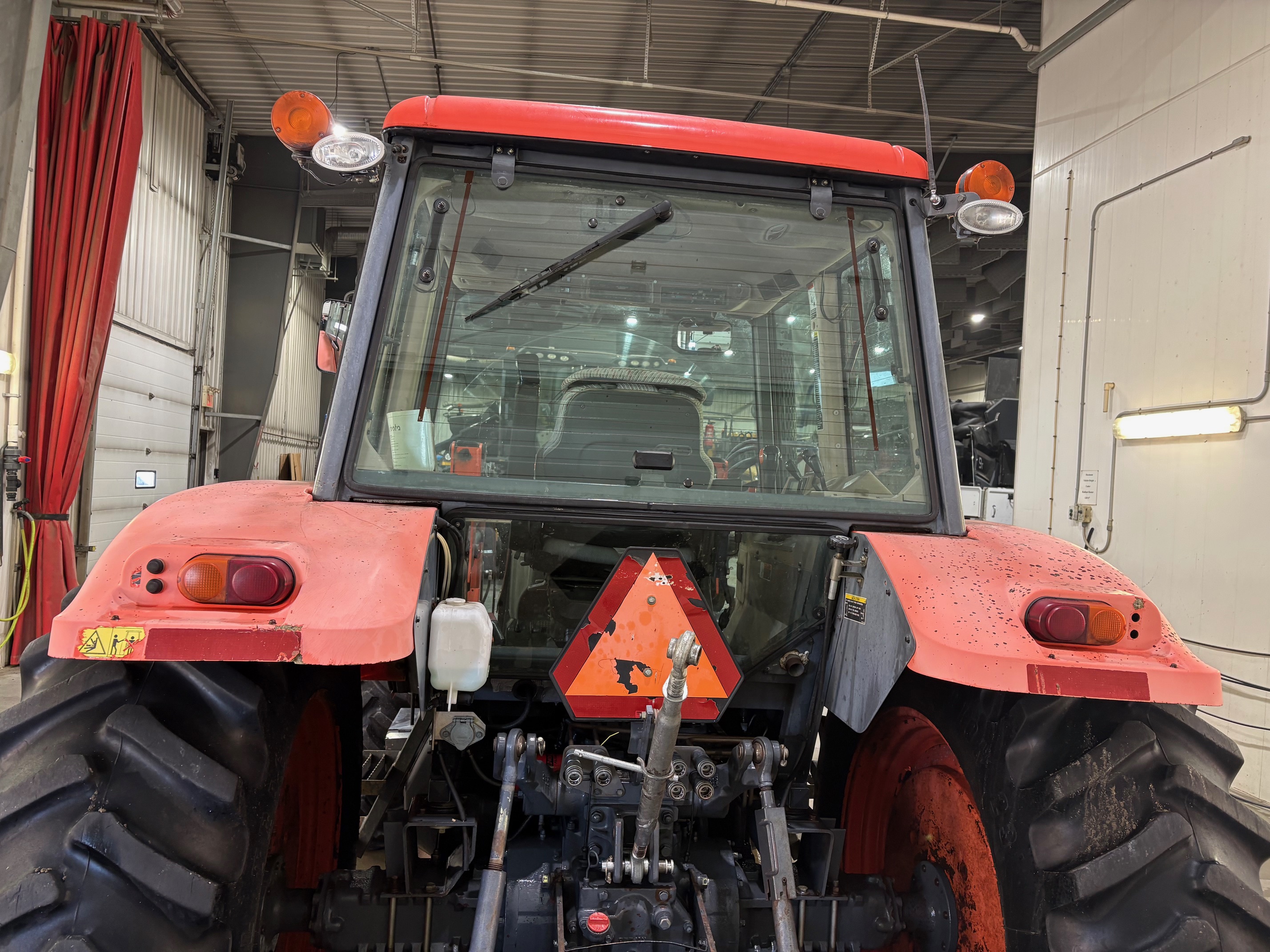 2008 Kubota M125 Tractor