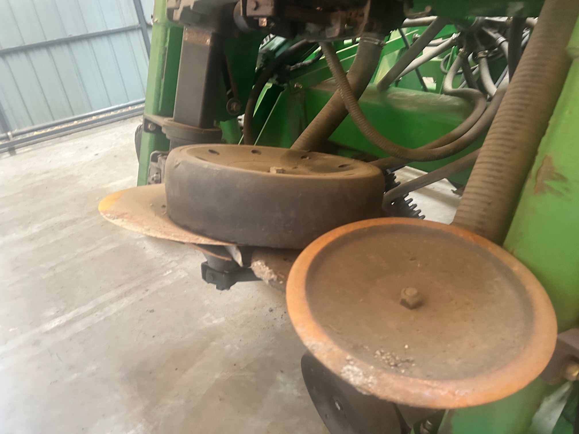 2009 John Deere 1890 Air Seeder