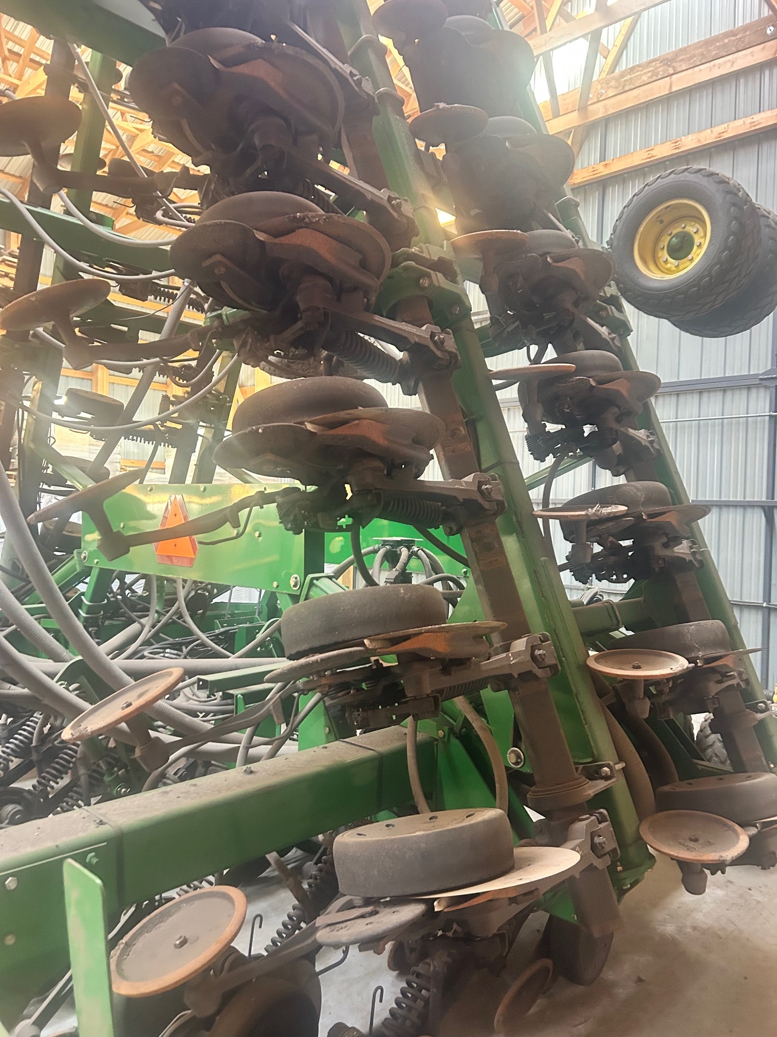 2009 John Deere 1890 Air Seeder