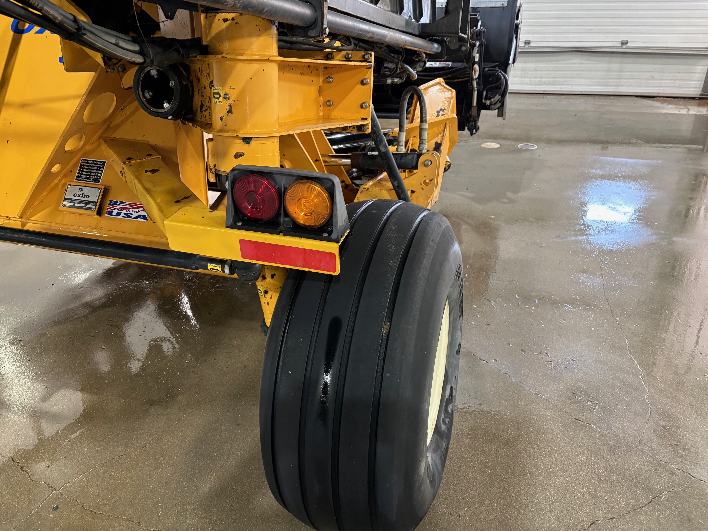 2012 Oxbo 2334 Hay Merger