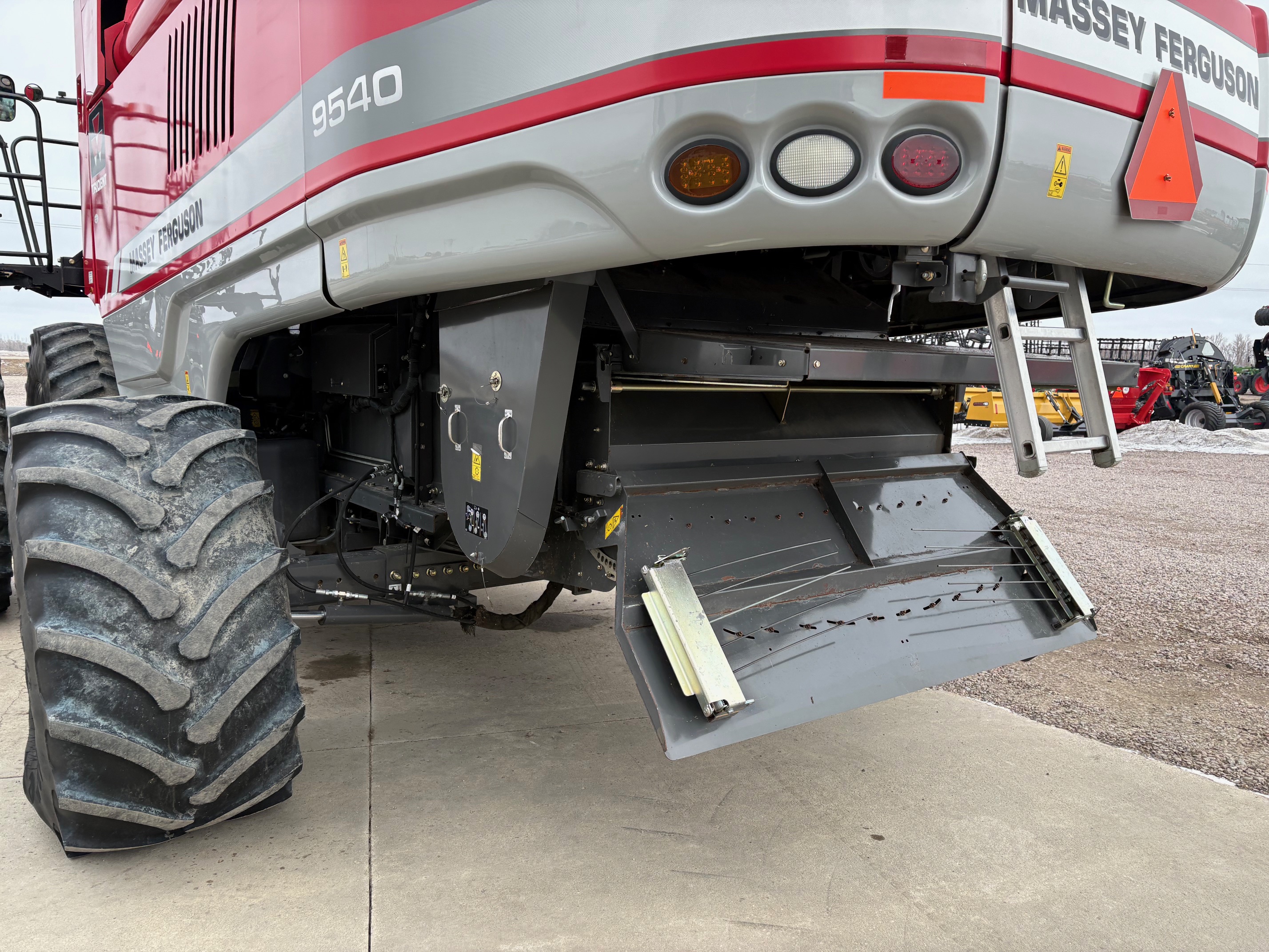 2012 Massey Ferguson 9540 Combine