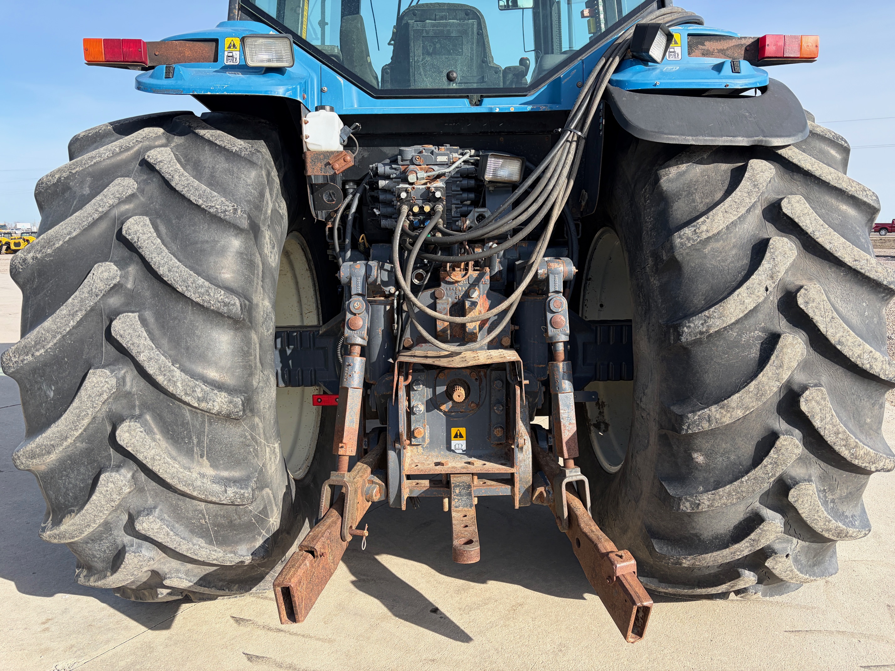 1995 New Holland 8970 Tractor
