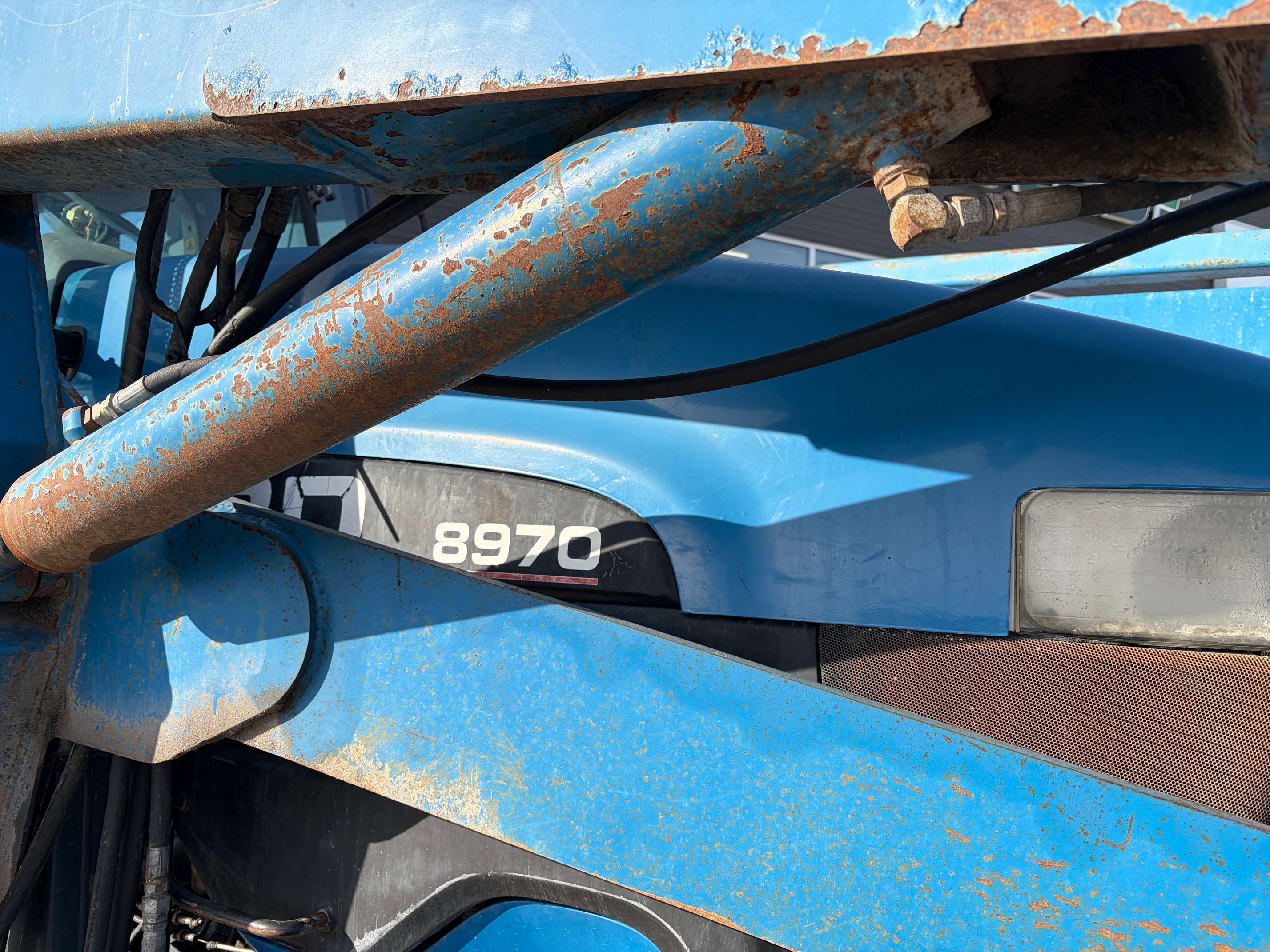 1995 New Holland 8970 Tractor