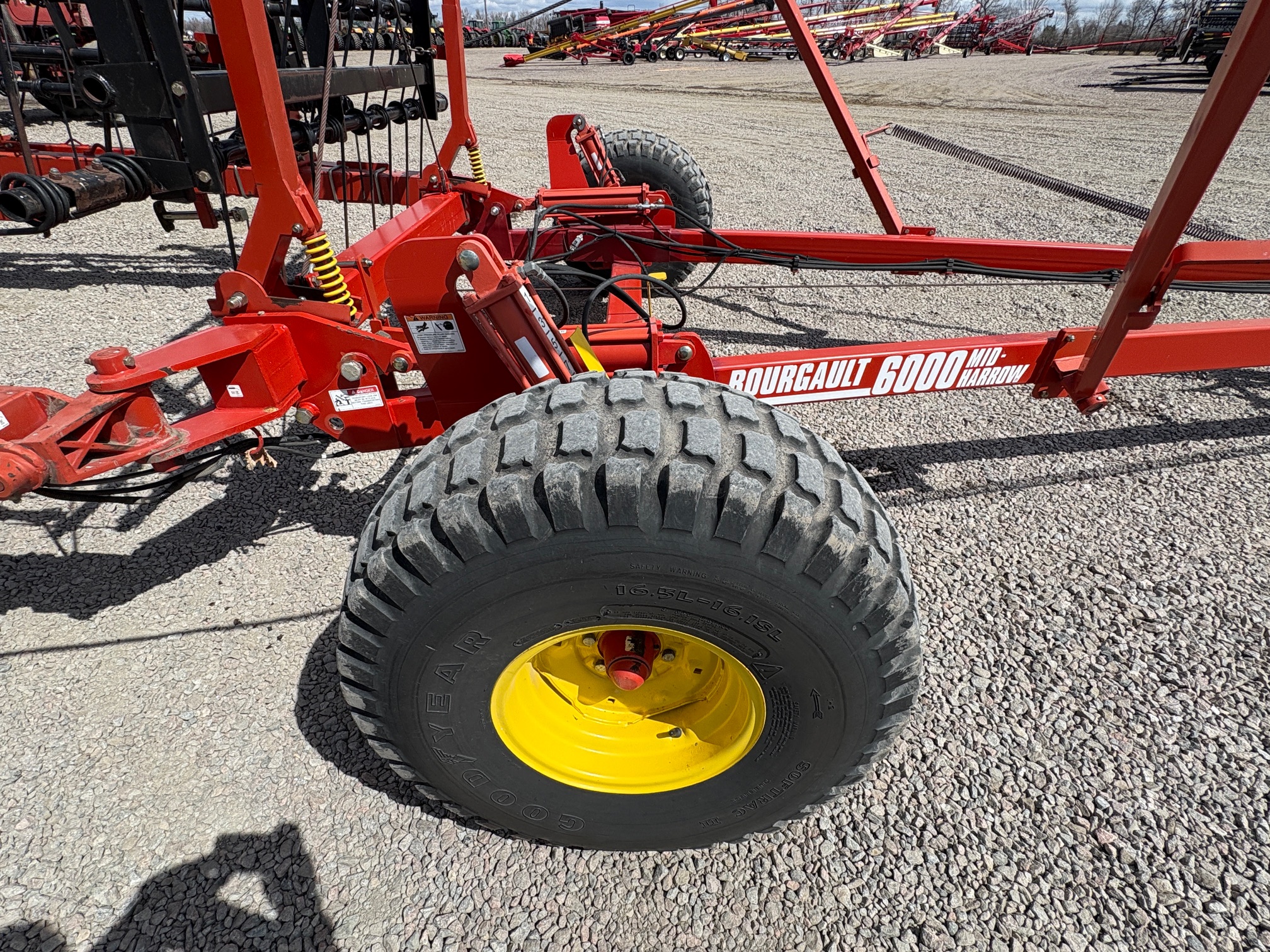 2009 Bourgault 6000 Harrow