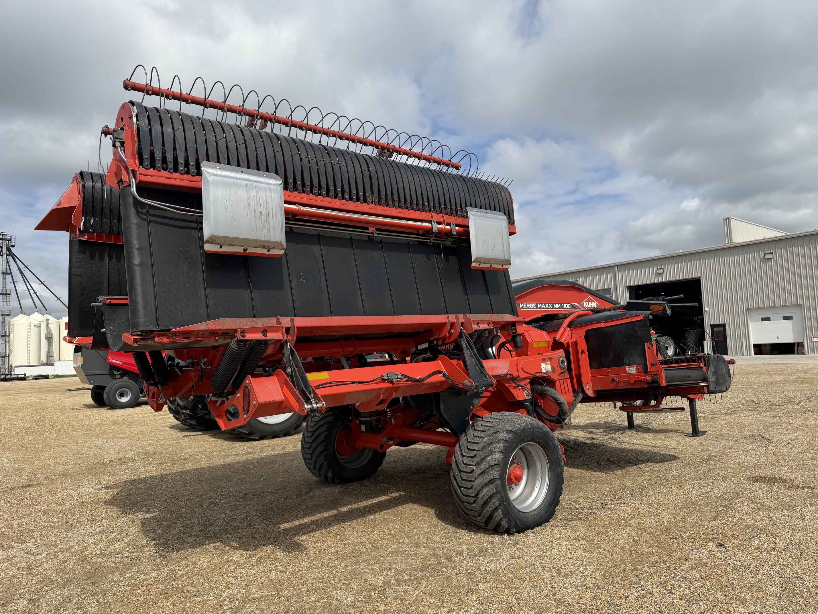 2019 Kuhn MERGE MAXX 1100 Hay Merger