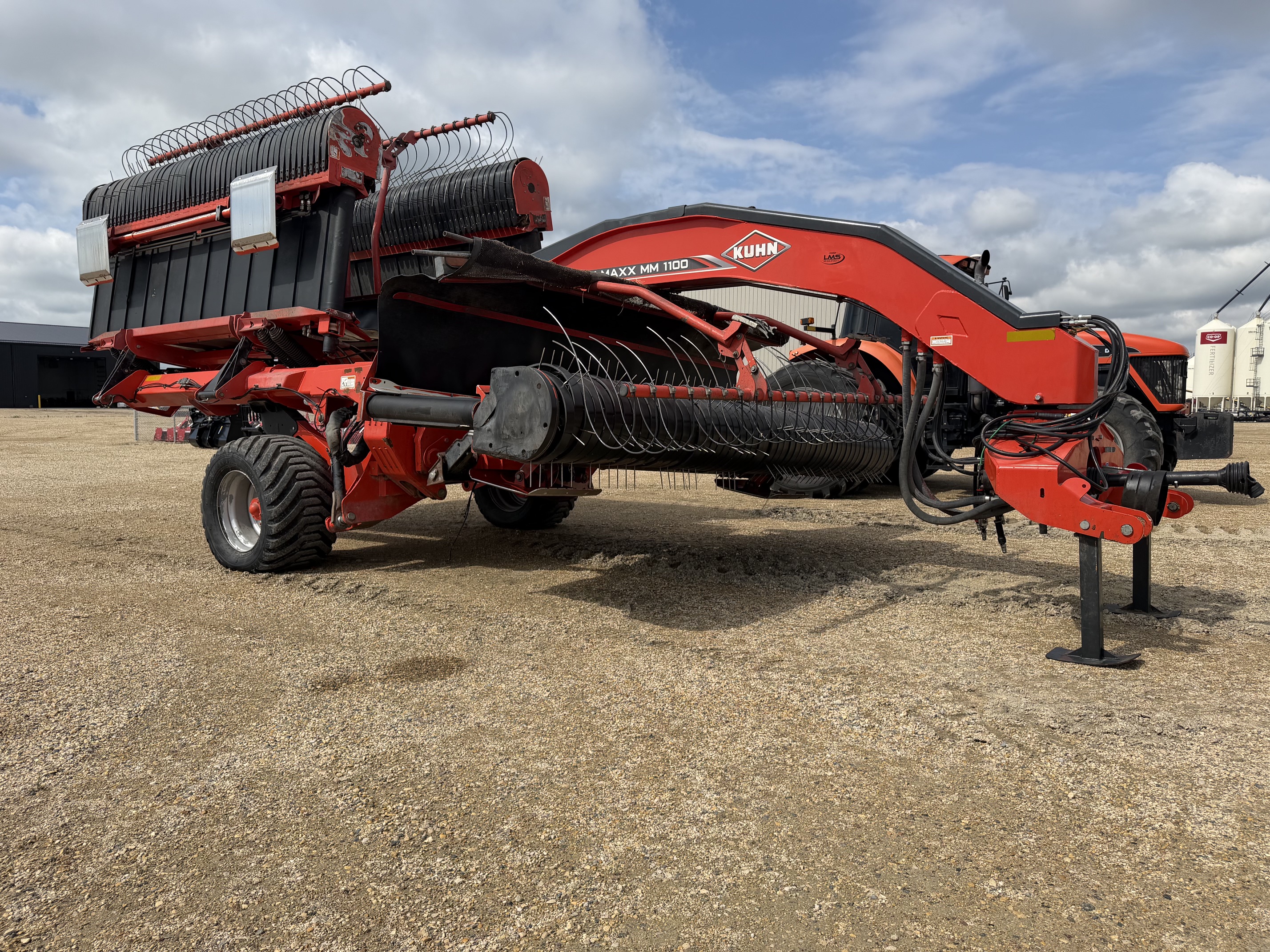 2019 Kuhn MERGE MAXX 1100 Hay Merger