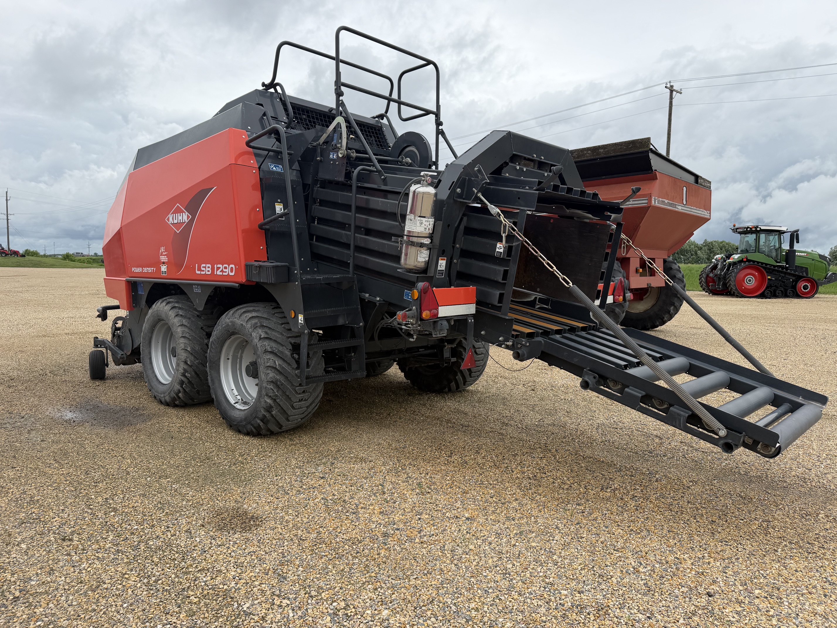 2014 Kuhn LSB 1290 Baler/Big Square