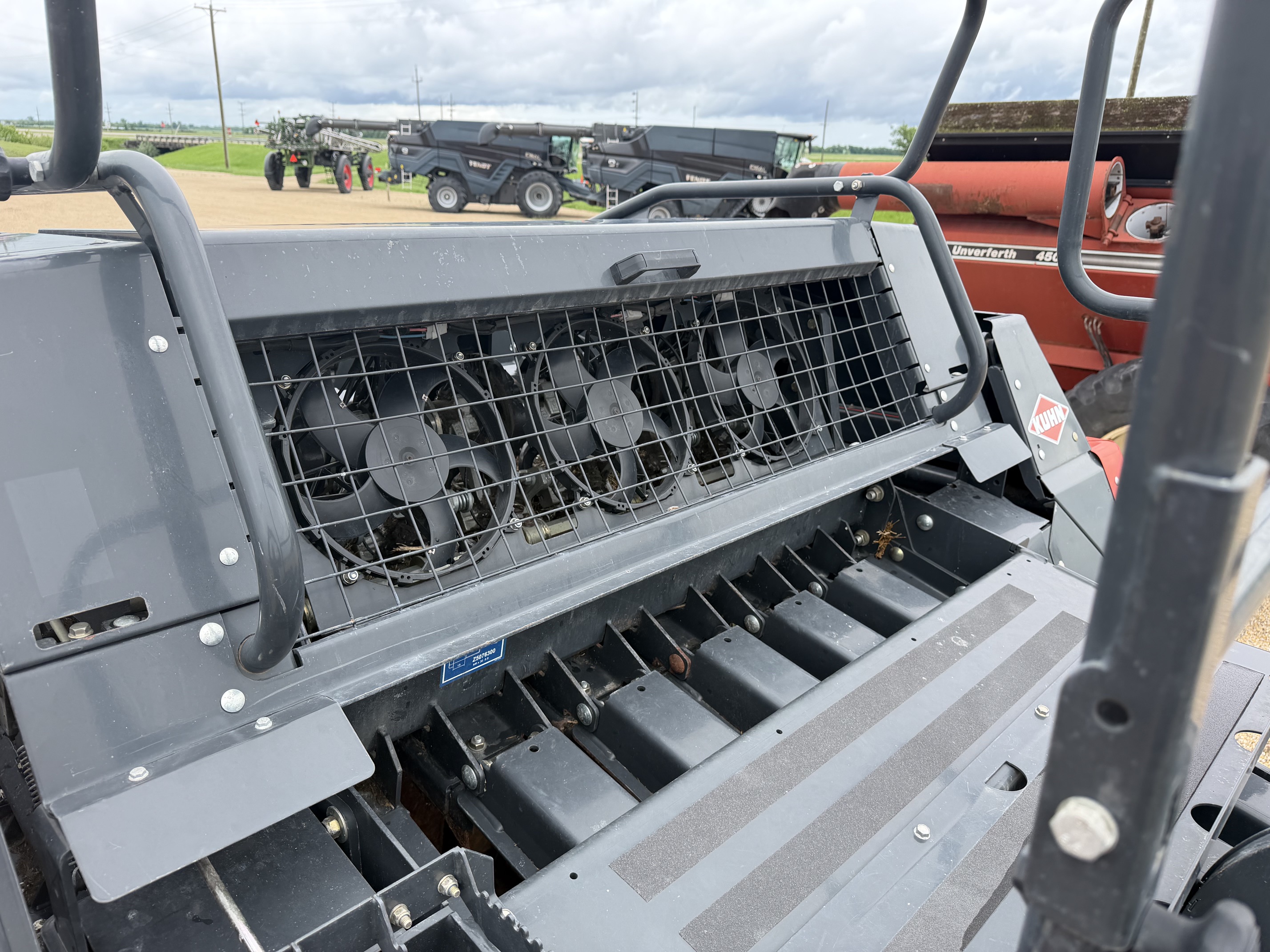 2014 Kuhn LSB 1290 Baler/Big Square