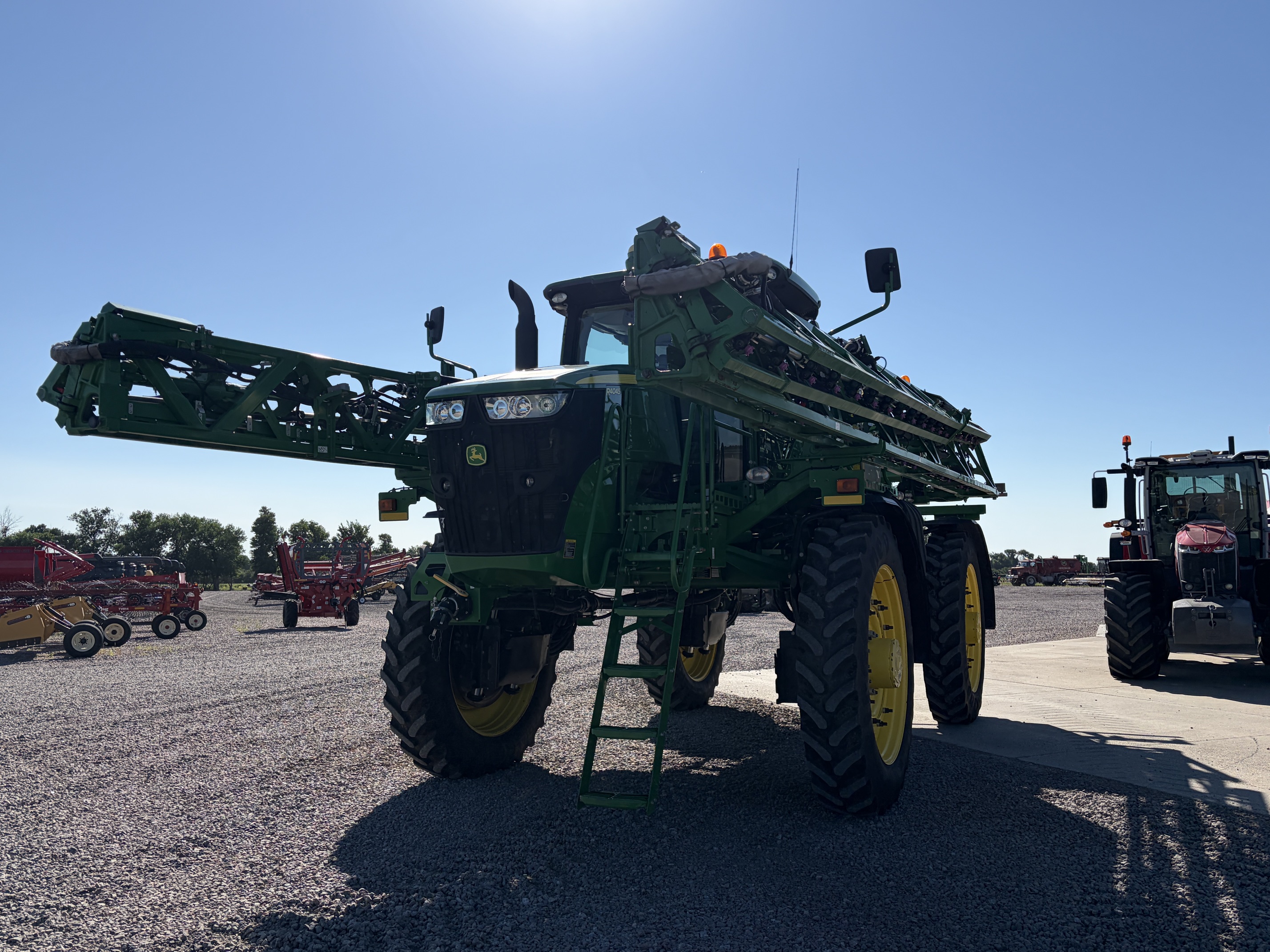 2015 John Deere R4045 Sprayer/High Clearance