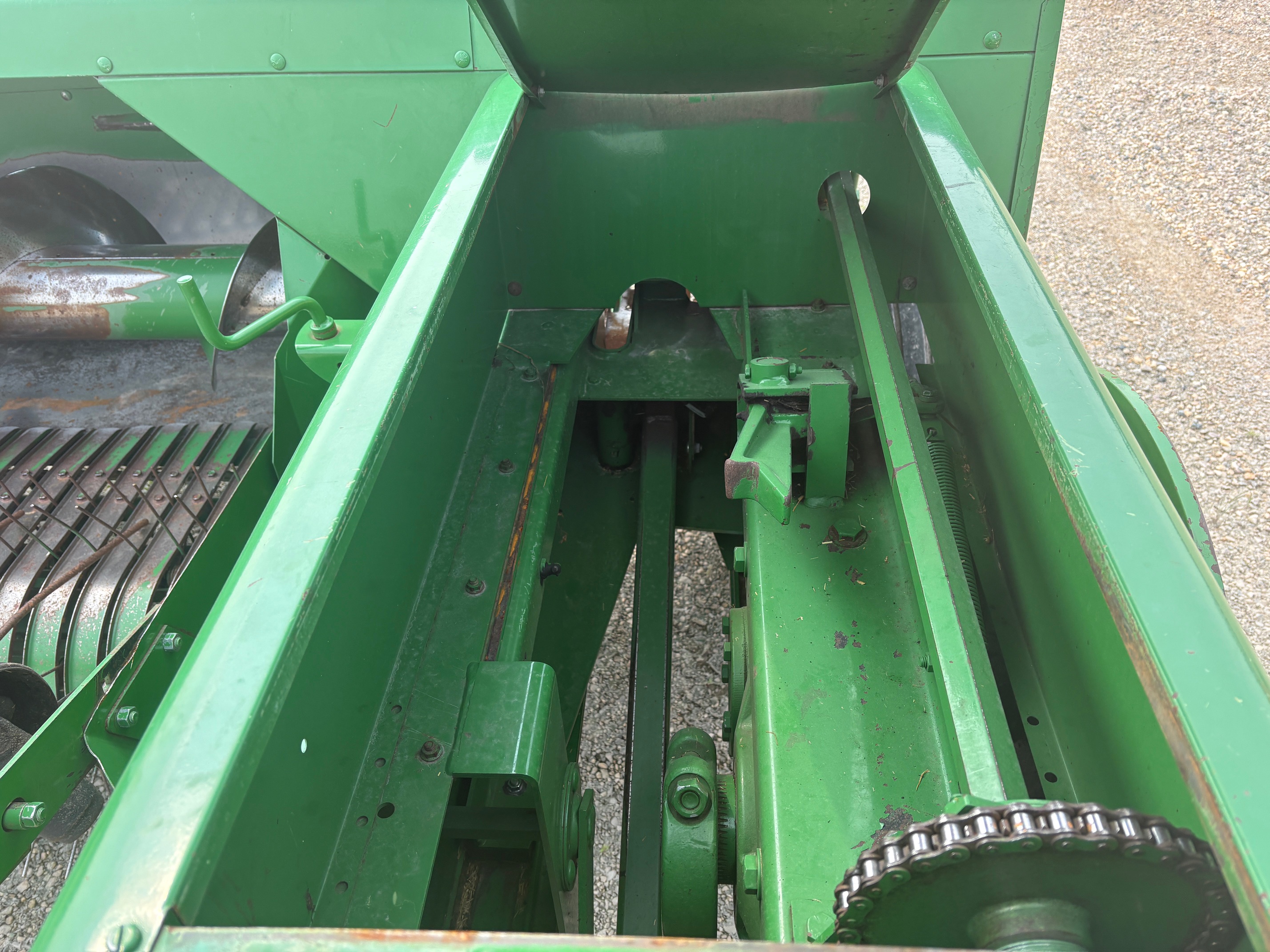 2020 John Deere 348 Baler/Square