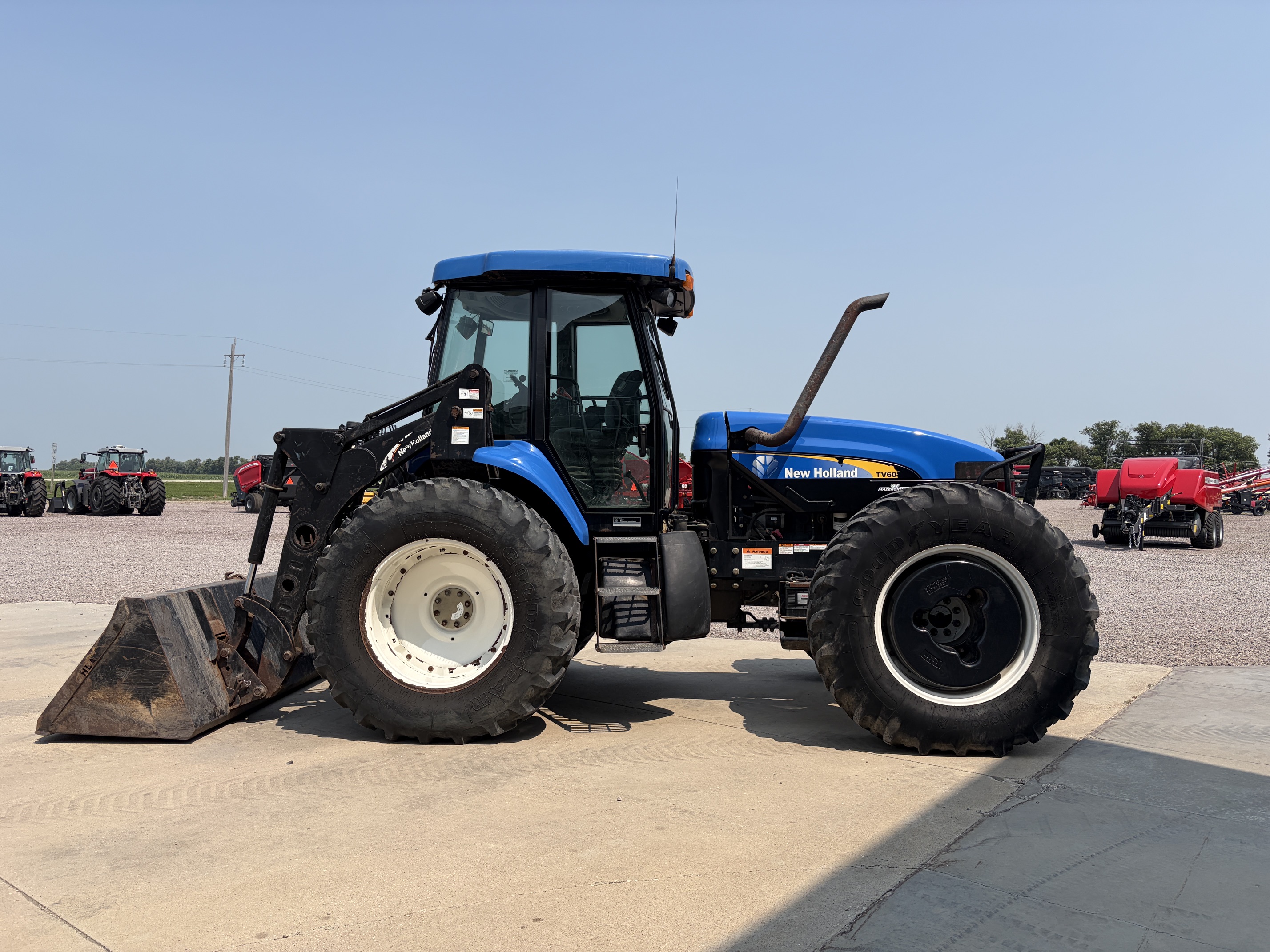 2014 New Holland TV6070 Tractor