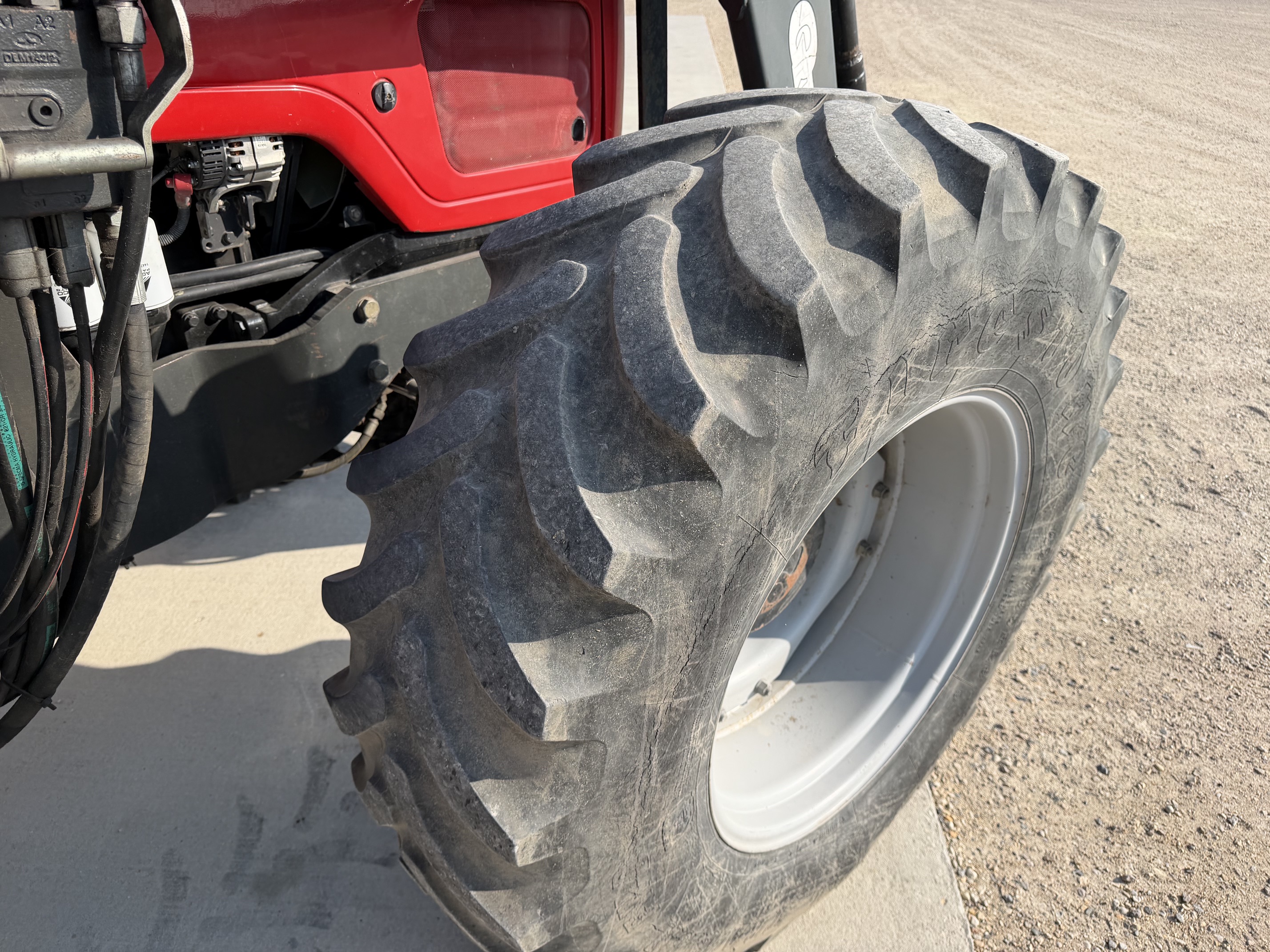 2005 Massey Ferguson 6480 Tractor