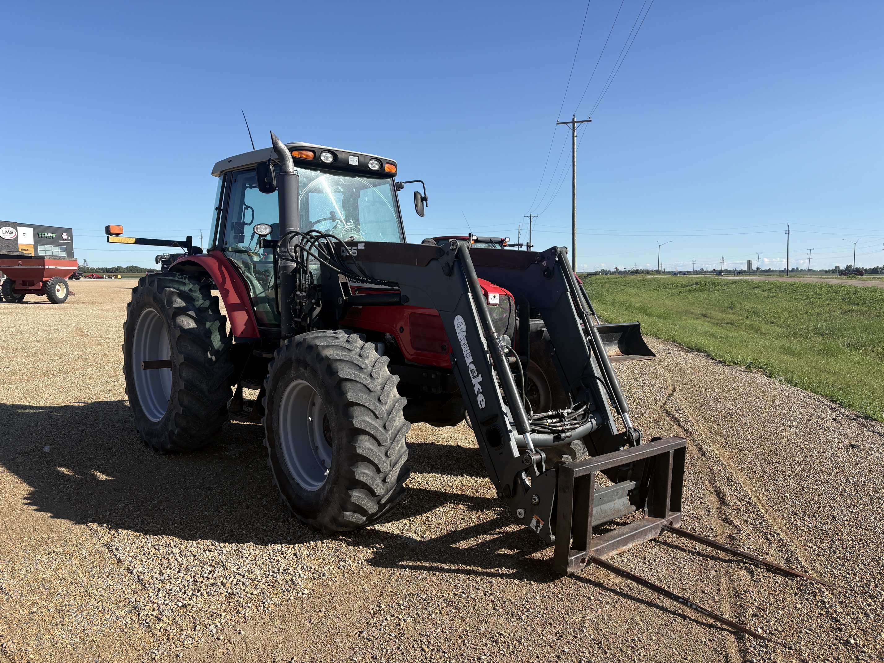 2005 Massey Ferguson 6480 Tractor