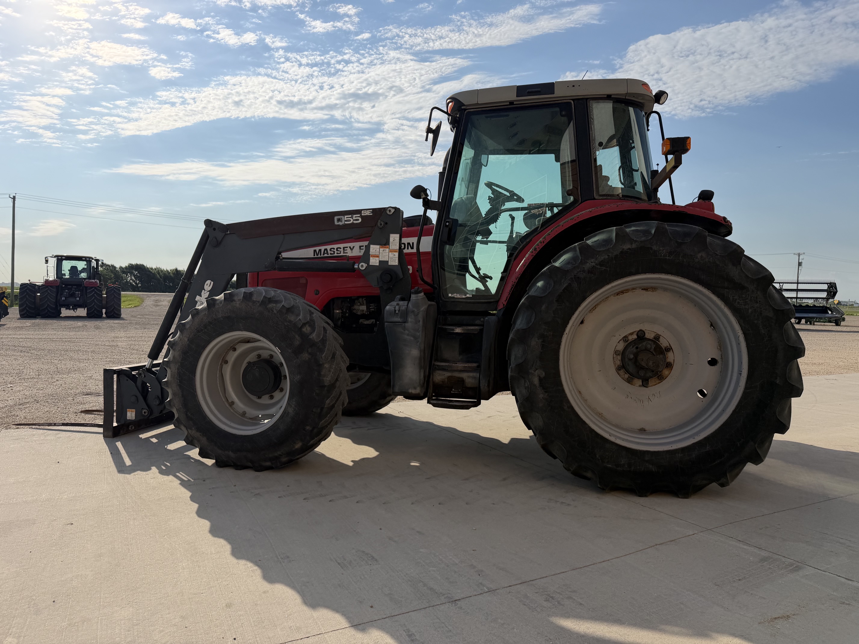 2005 Massey Ferguson 6480 Tractor