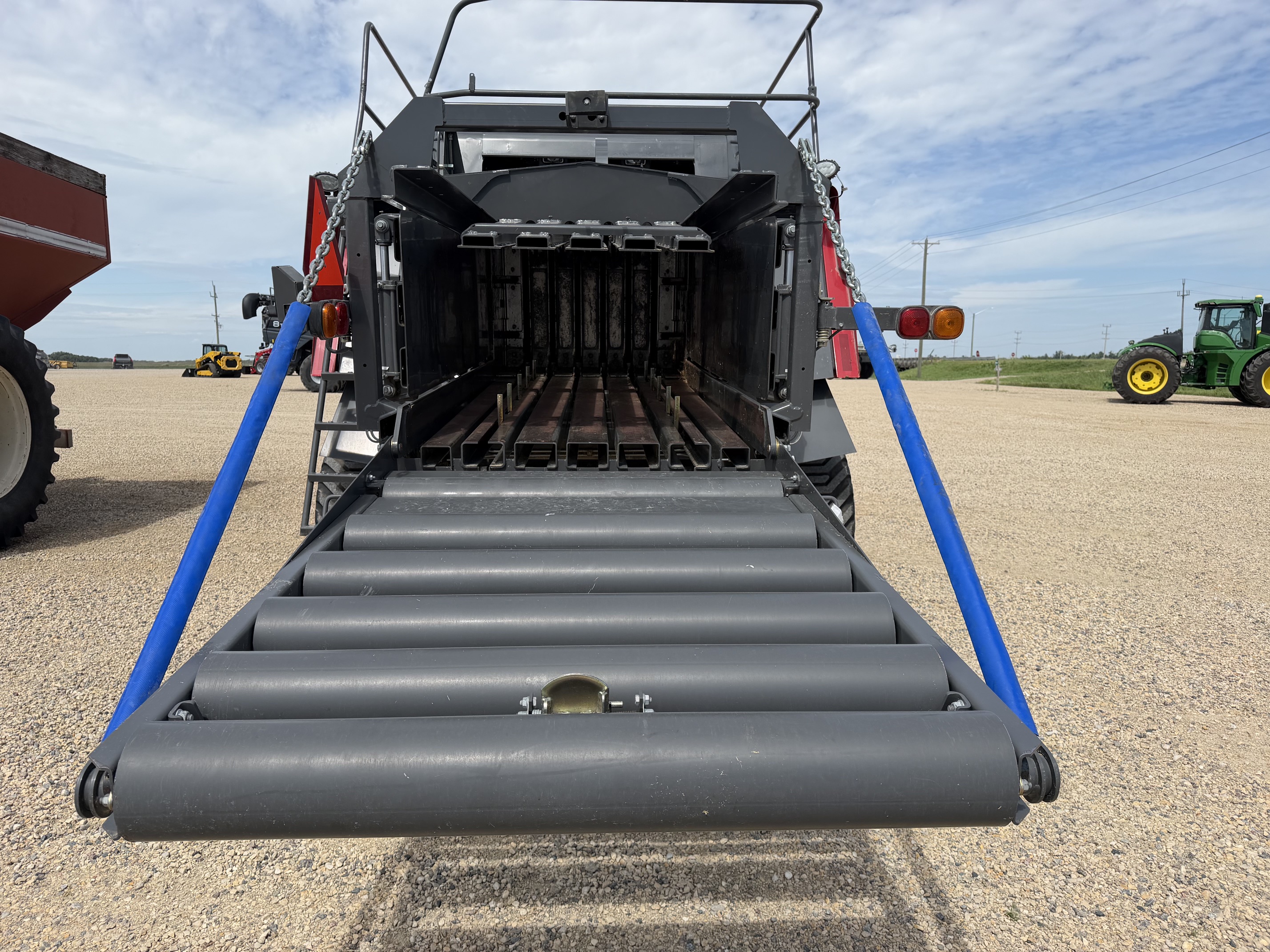 2022 Massey Ferguson 2270XD Baler/Square