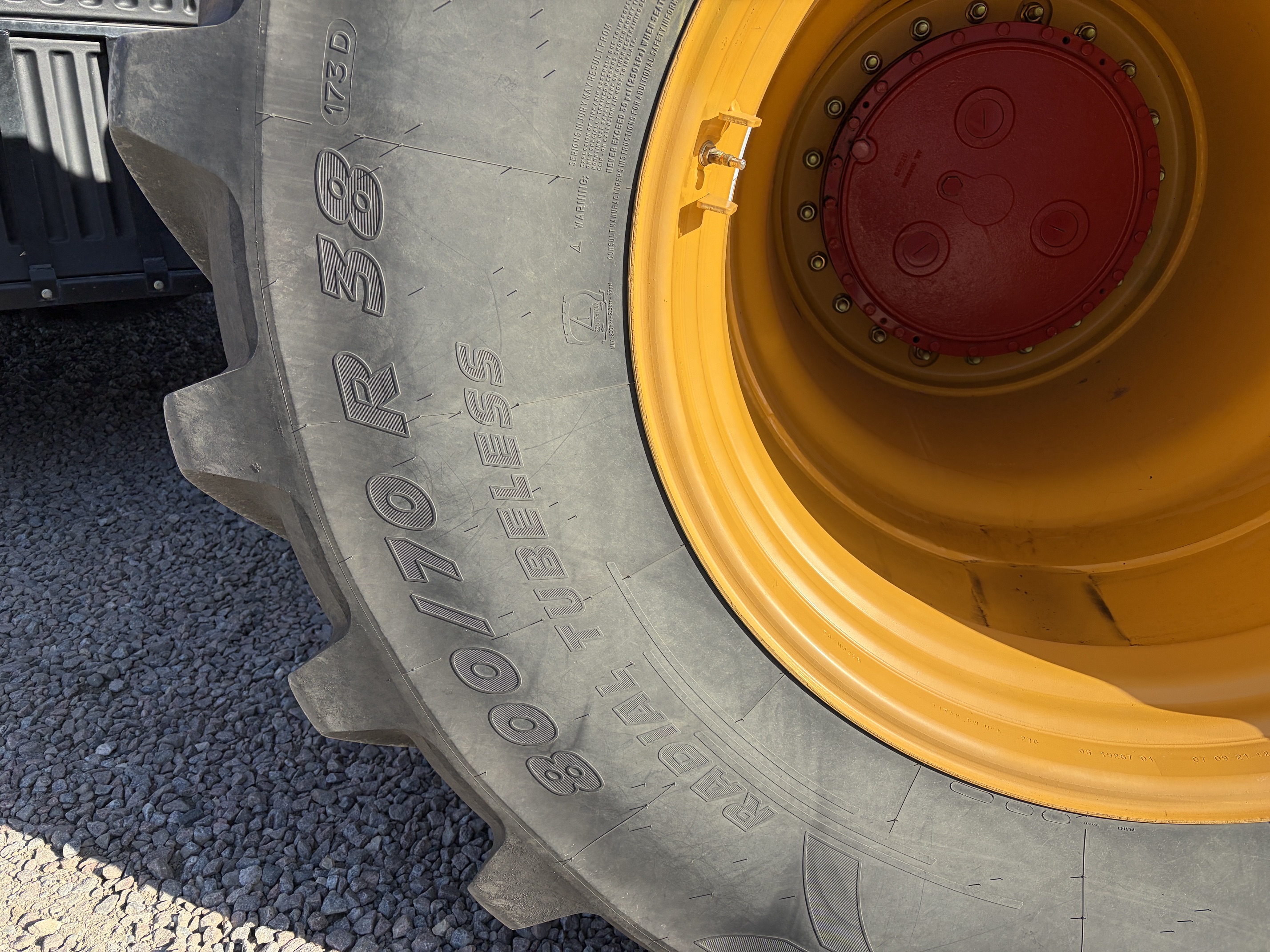 2022 Versatile 530 Tractor