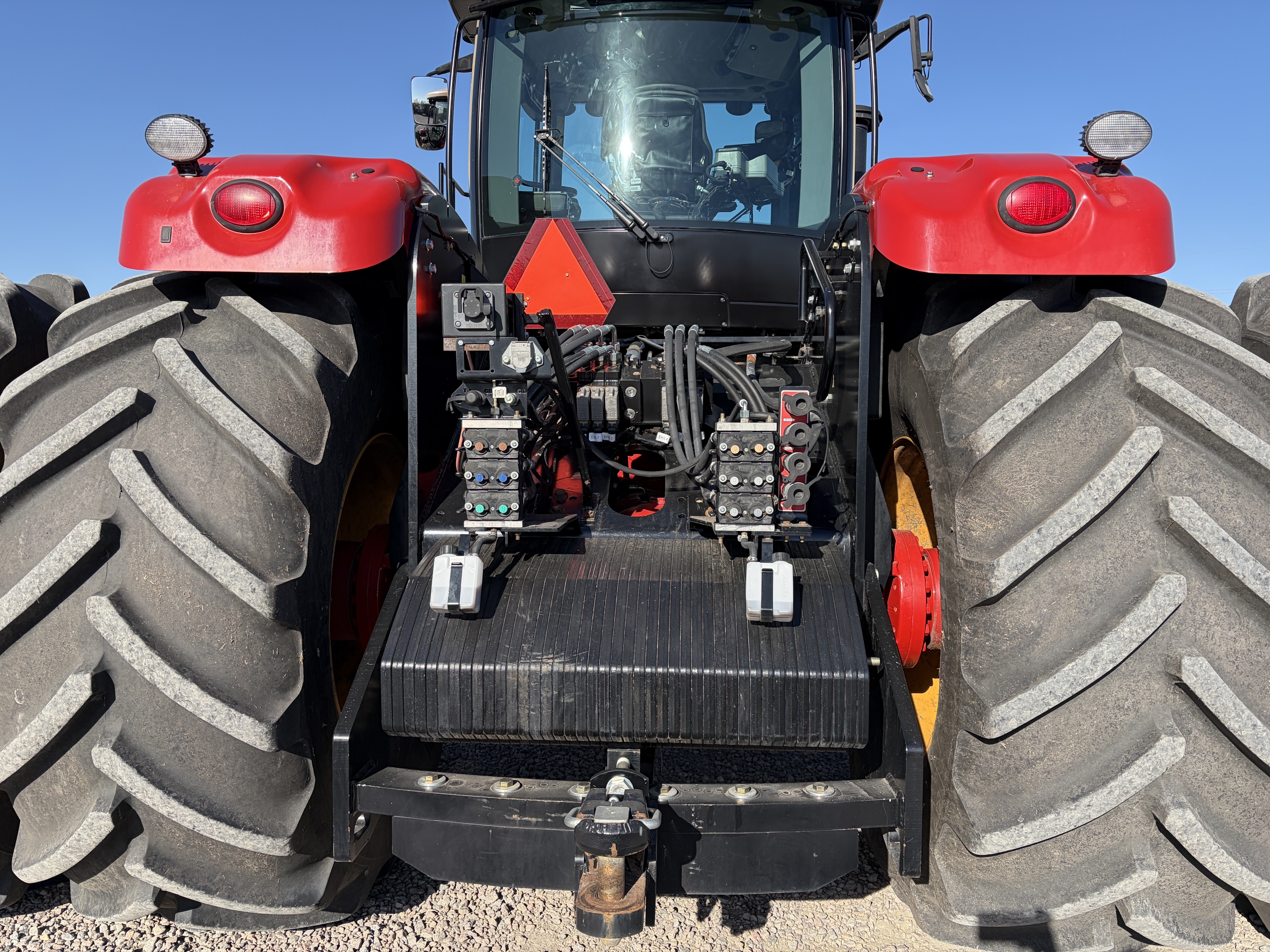2022 Versatile 530 Tractor