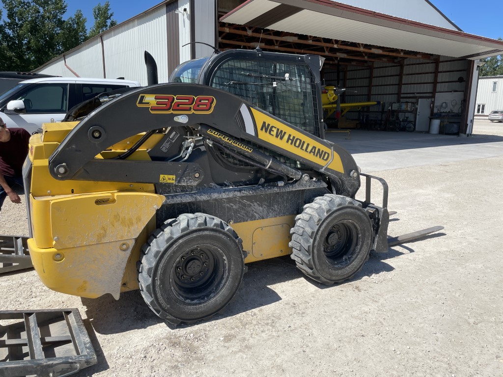 2021 New Holland L328 Skid Steer Loader