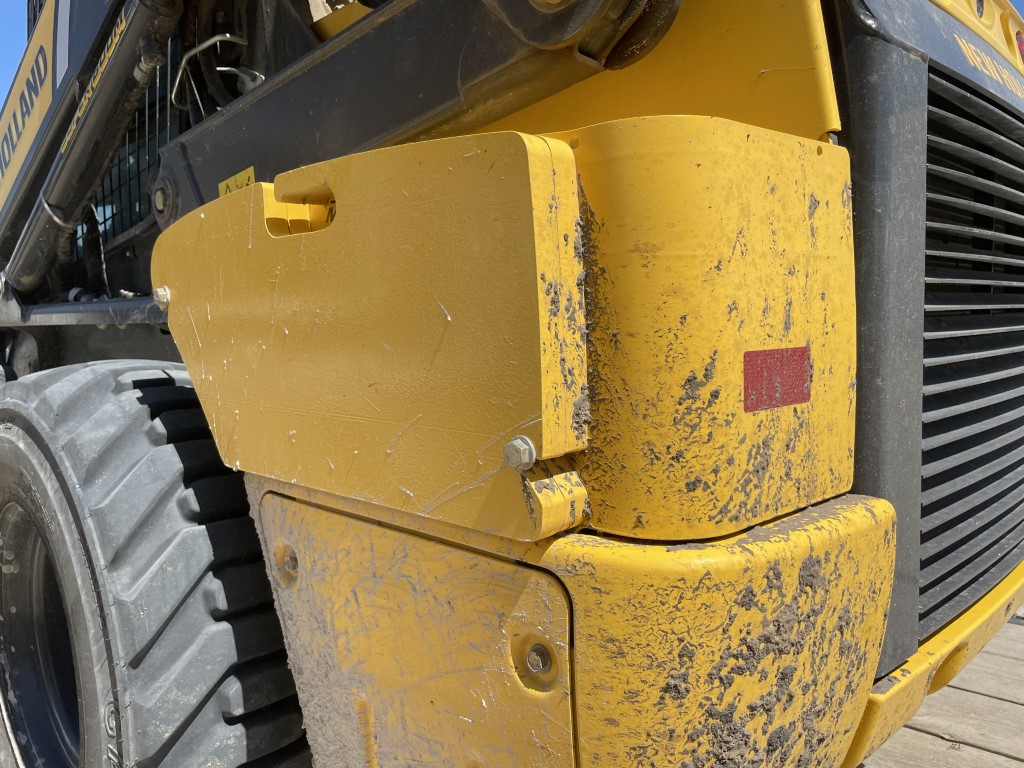 2021 New Holland L328 Skid Steer Loader