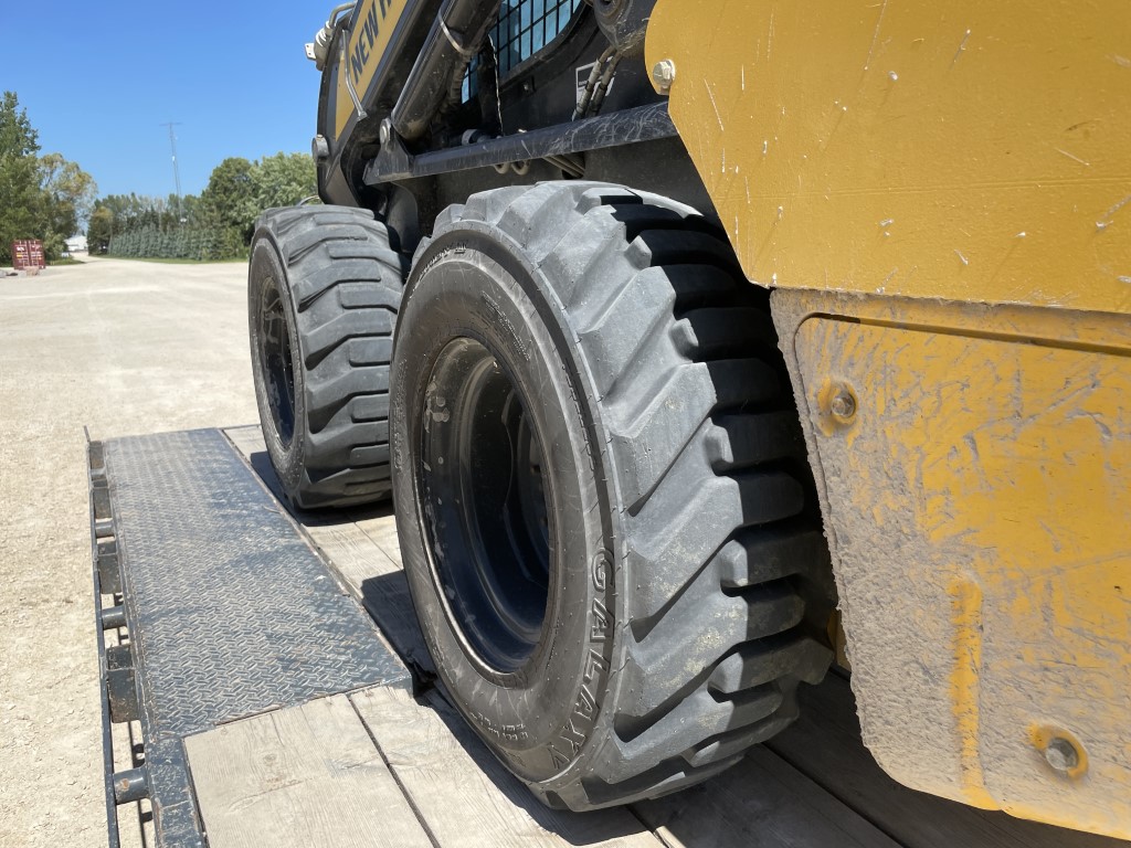 2021 New Holland L328 Skid Steer Loader