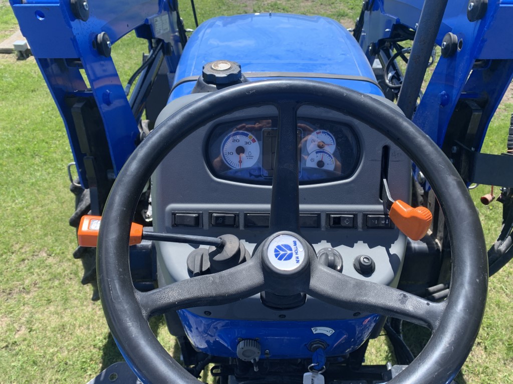 2017 New Holland WRKMSTR 50 Tractor