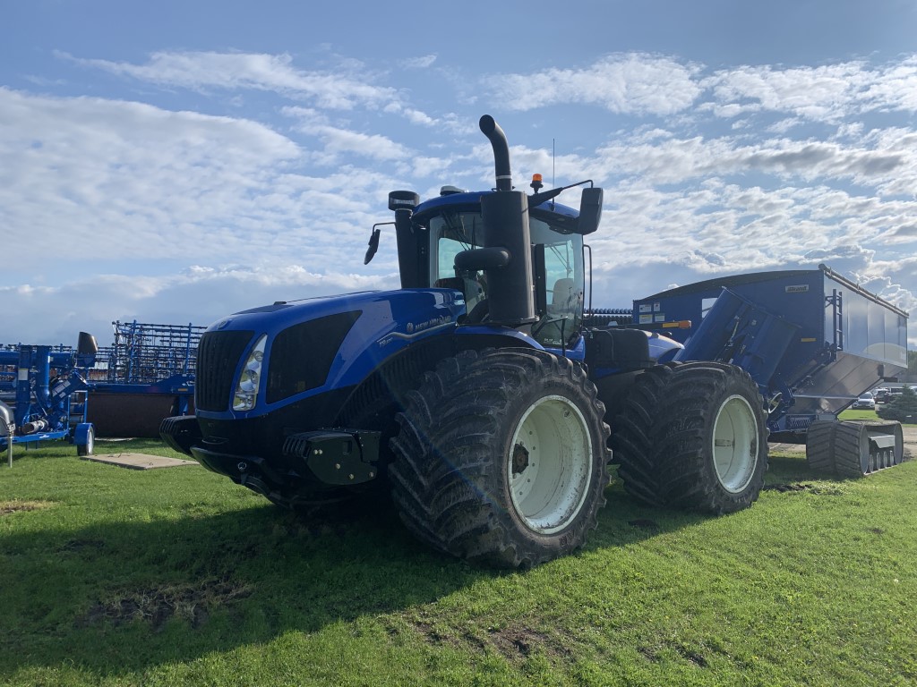 2022 New Holland T9.530HD Tractor 4WD