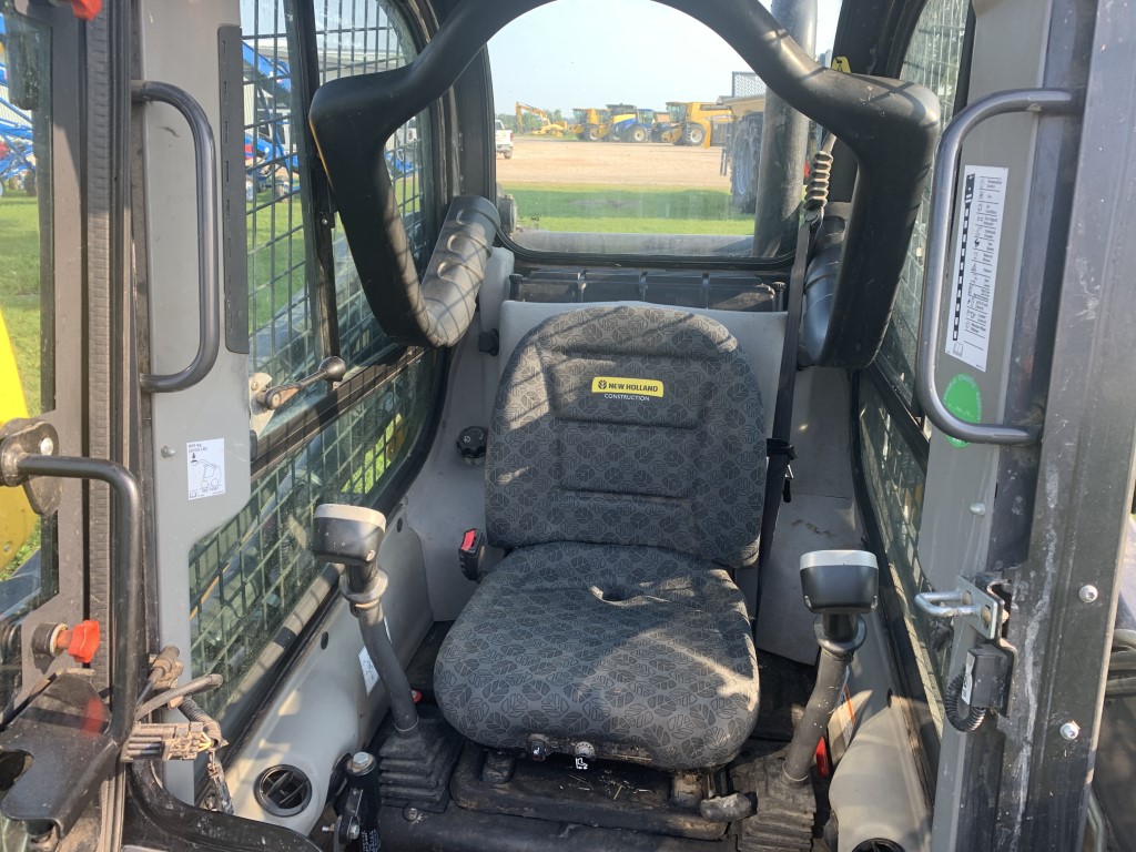 2020 New Holland L220 Skid Steer Loader